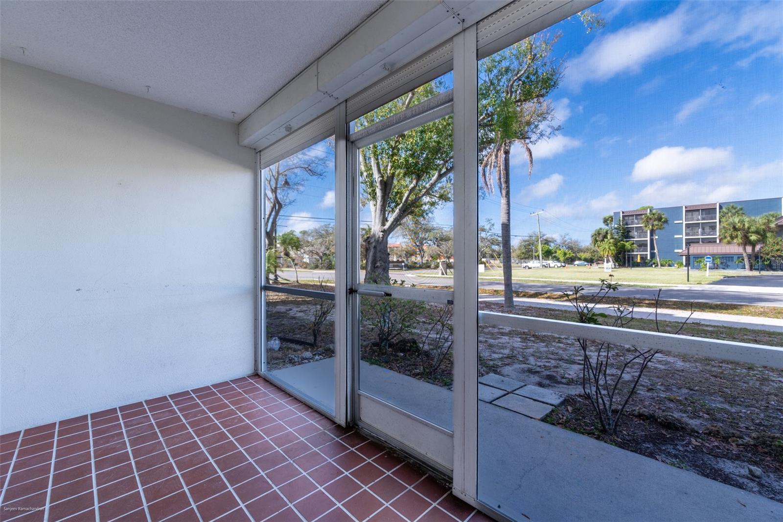 Image 24 of 28 For 2300 Aaron Street 114