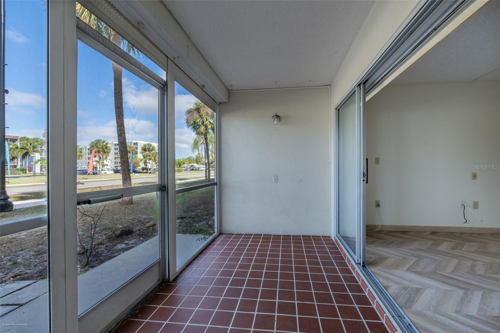 Image 25 of 28 For 2300 Aaron Street 114