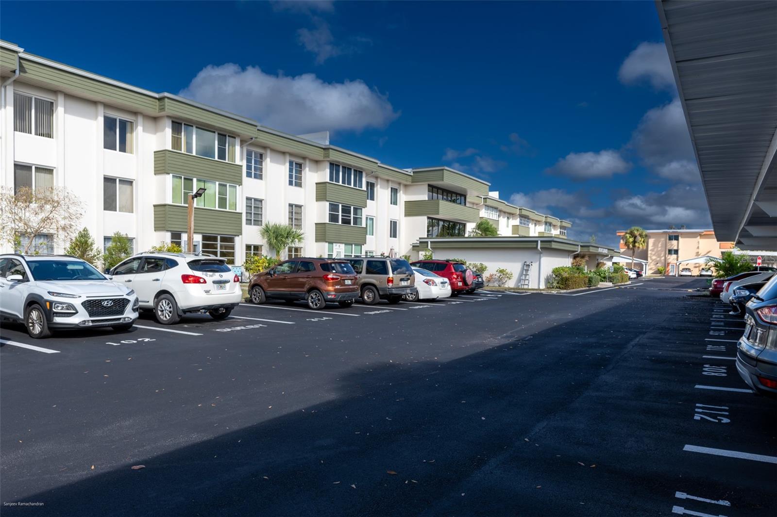 Image 27 of 28 For 2300 Aaron Street 114