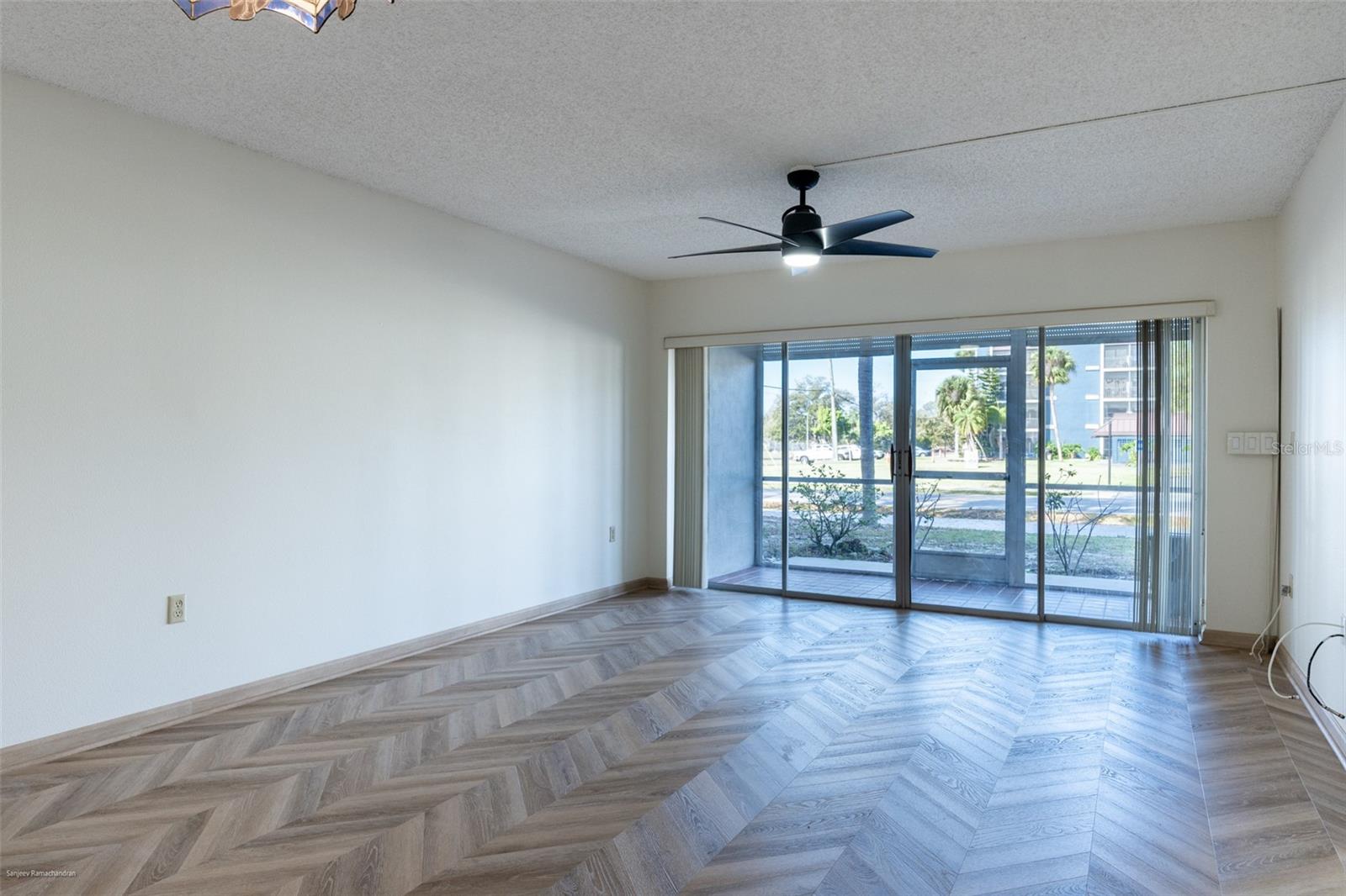 Image 4 of 28 For 2300 Aaron Street 114