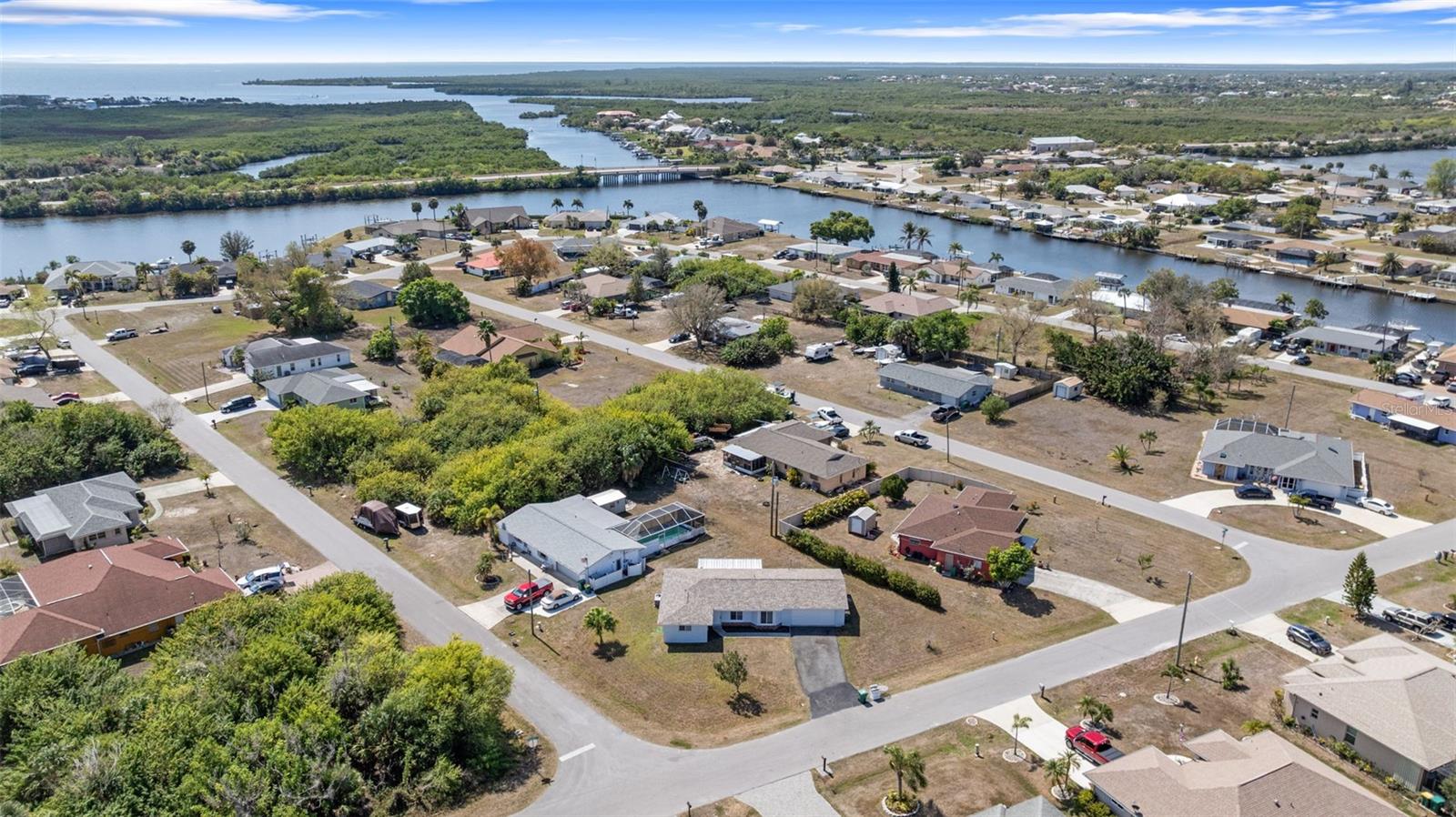 Image 10 of 52 For 441 Greenwich Avenue Nw