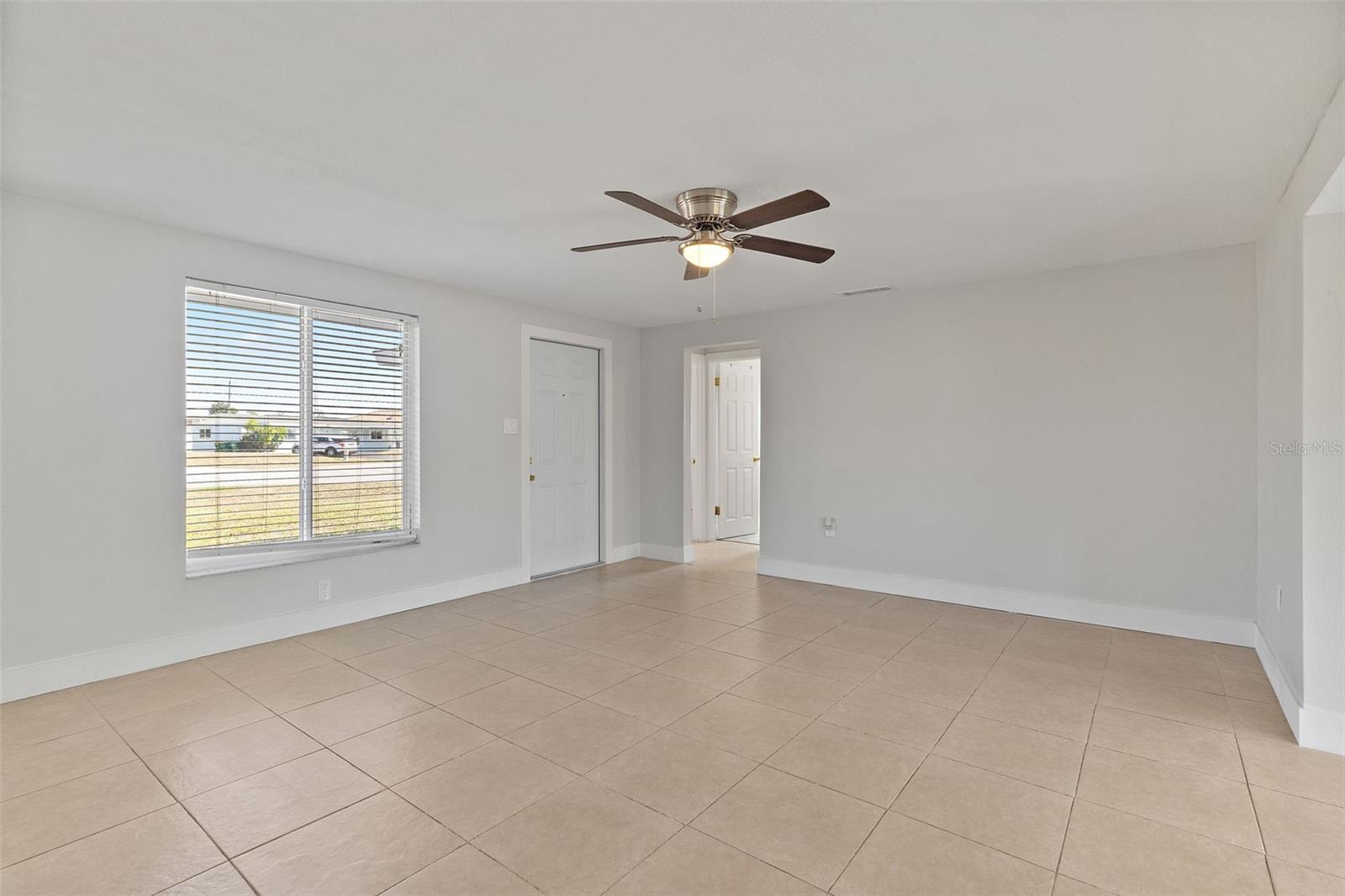 Image 16 of 52 For 441 Greenwich Avenue Nw