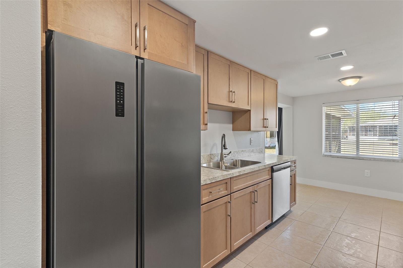 Image 20 of 52 For 441 Greenwich Avenue Nw