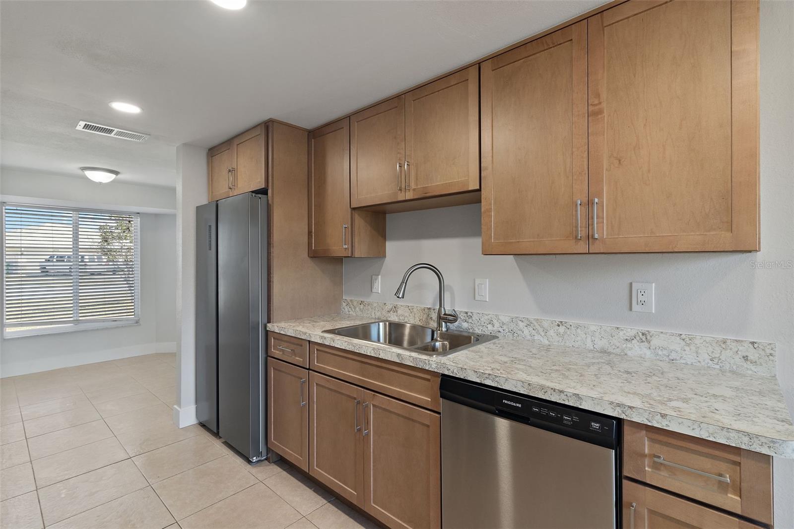 Image 21 of 52 For 441 Greenwich Avenue Nw