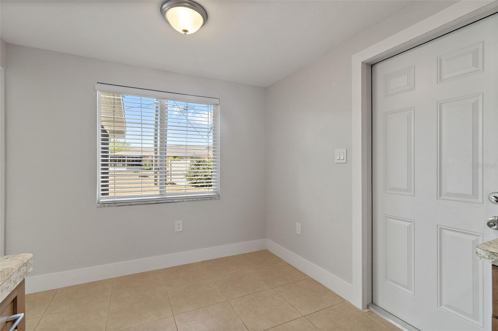 Image 23 of 52 For 441 Greenwich Avenue Nw