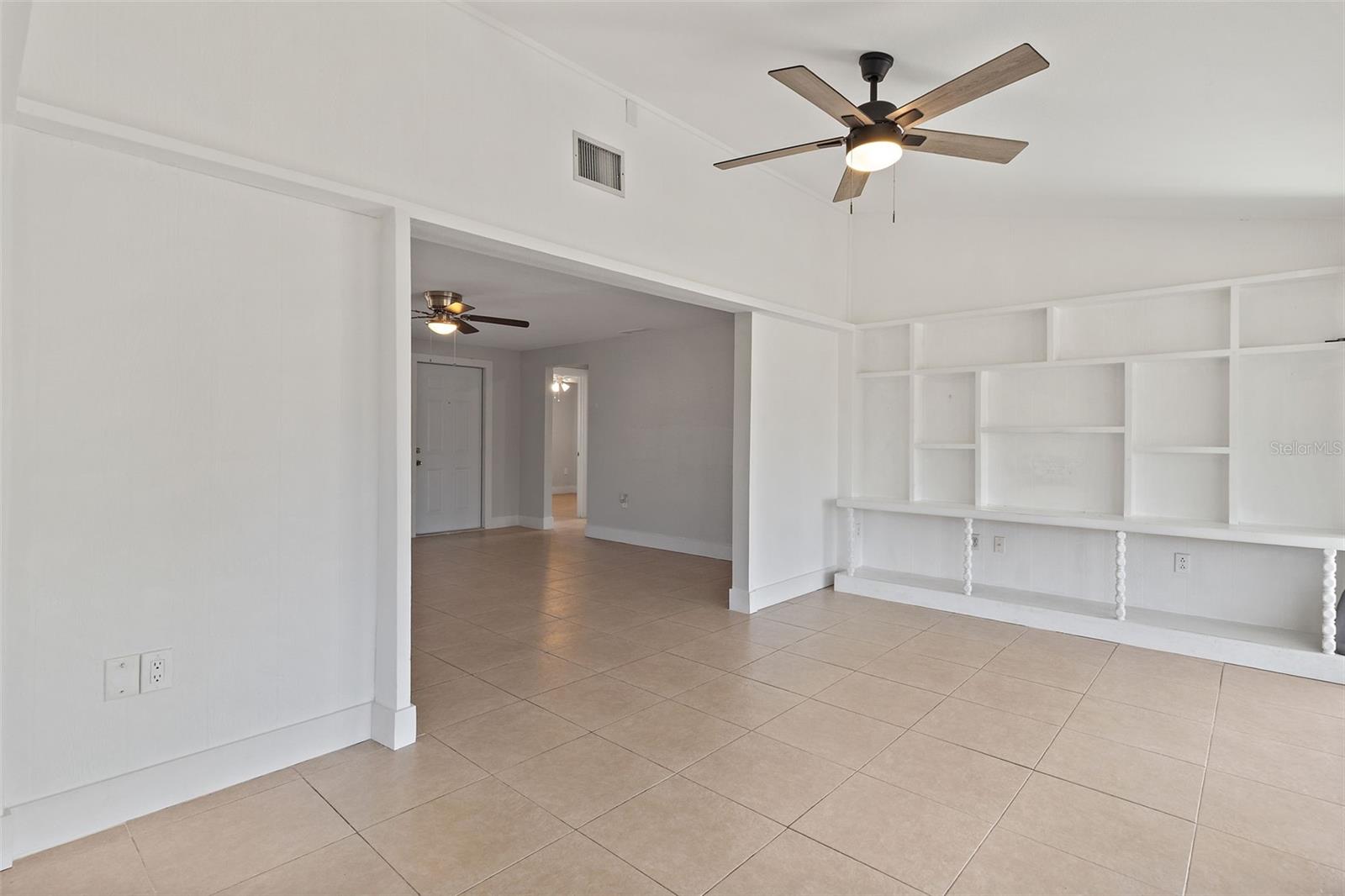 Image 24 of 52 For 441 Greenwich Avenue Nw