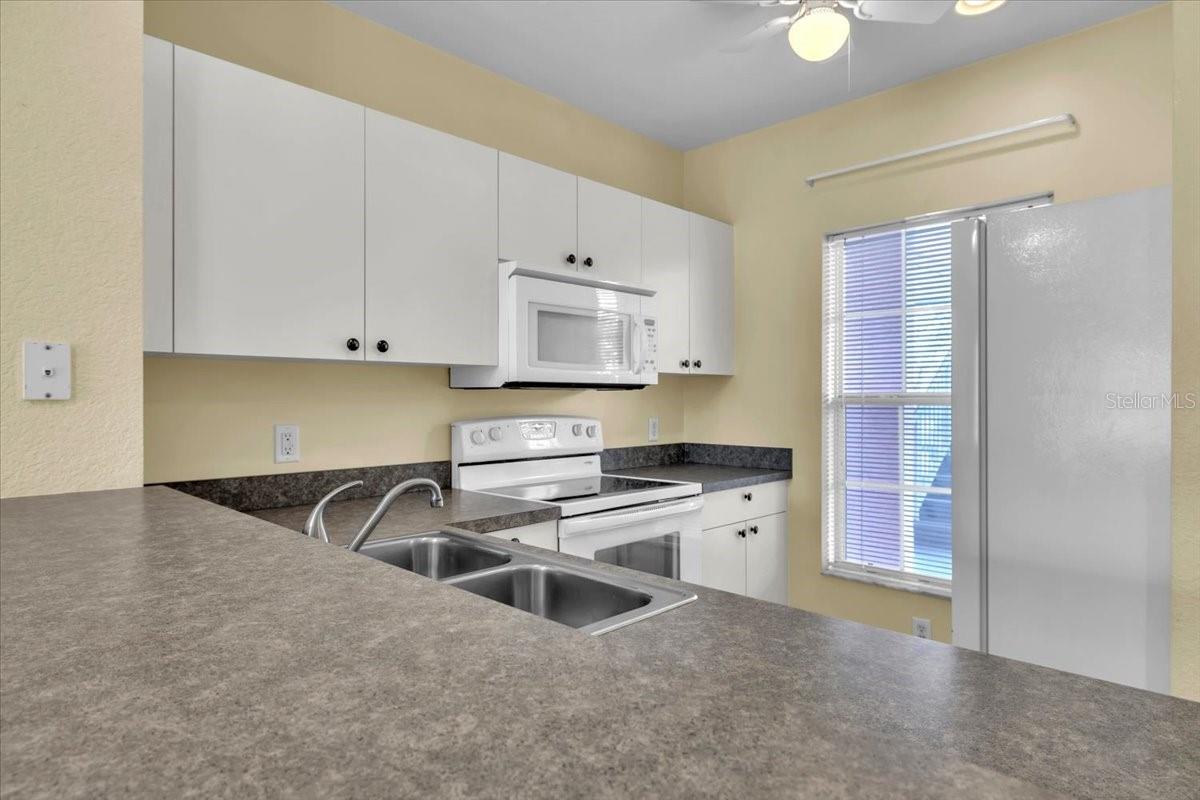 Image 8 of 48 For 2061 Willow Hammock Circle 104