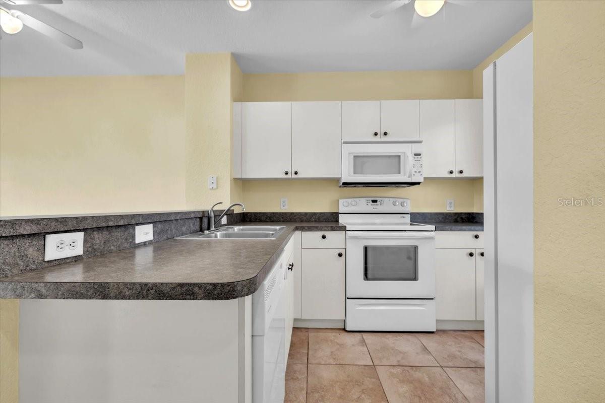 Image 9 of 48 For 2061 Willow Hammock Circle 104