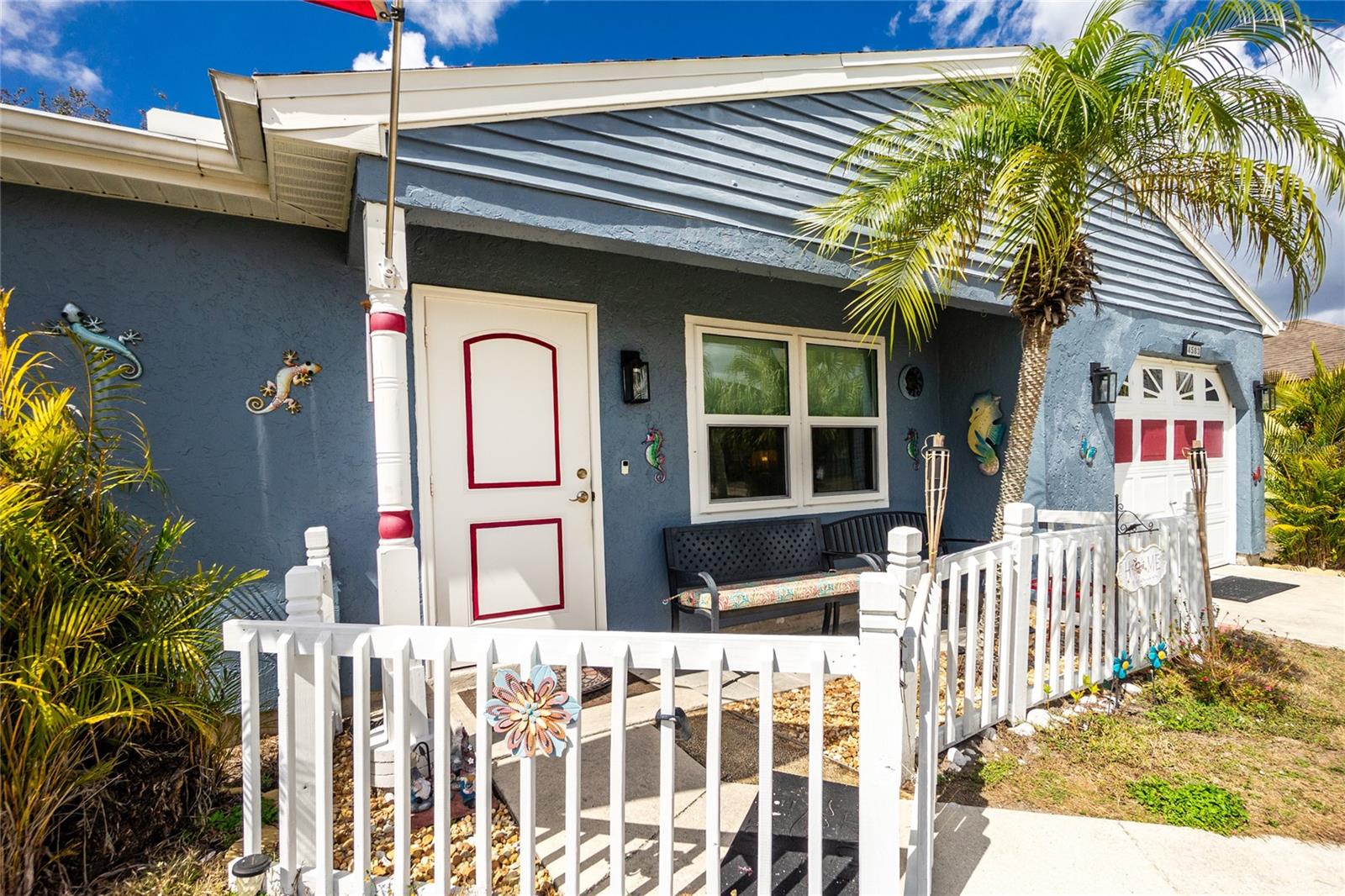 Image 3 of 55 For 4583 Salford Boulevard