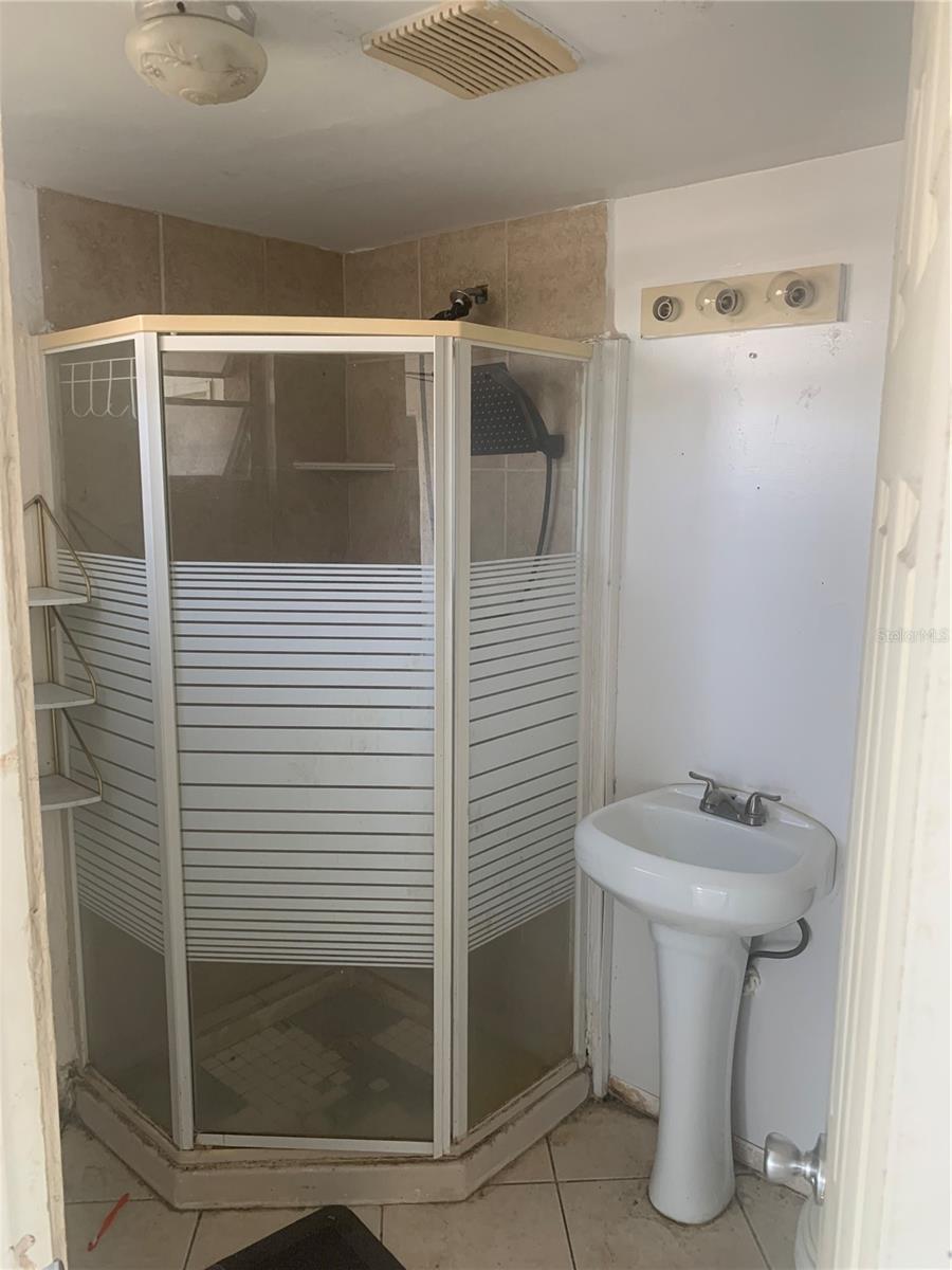 Image 14 of 23 For 8746 Herbison Avenue