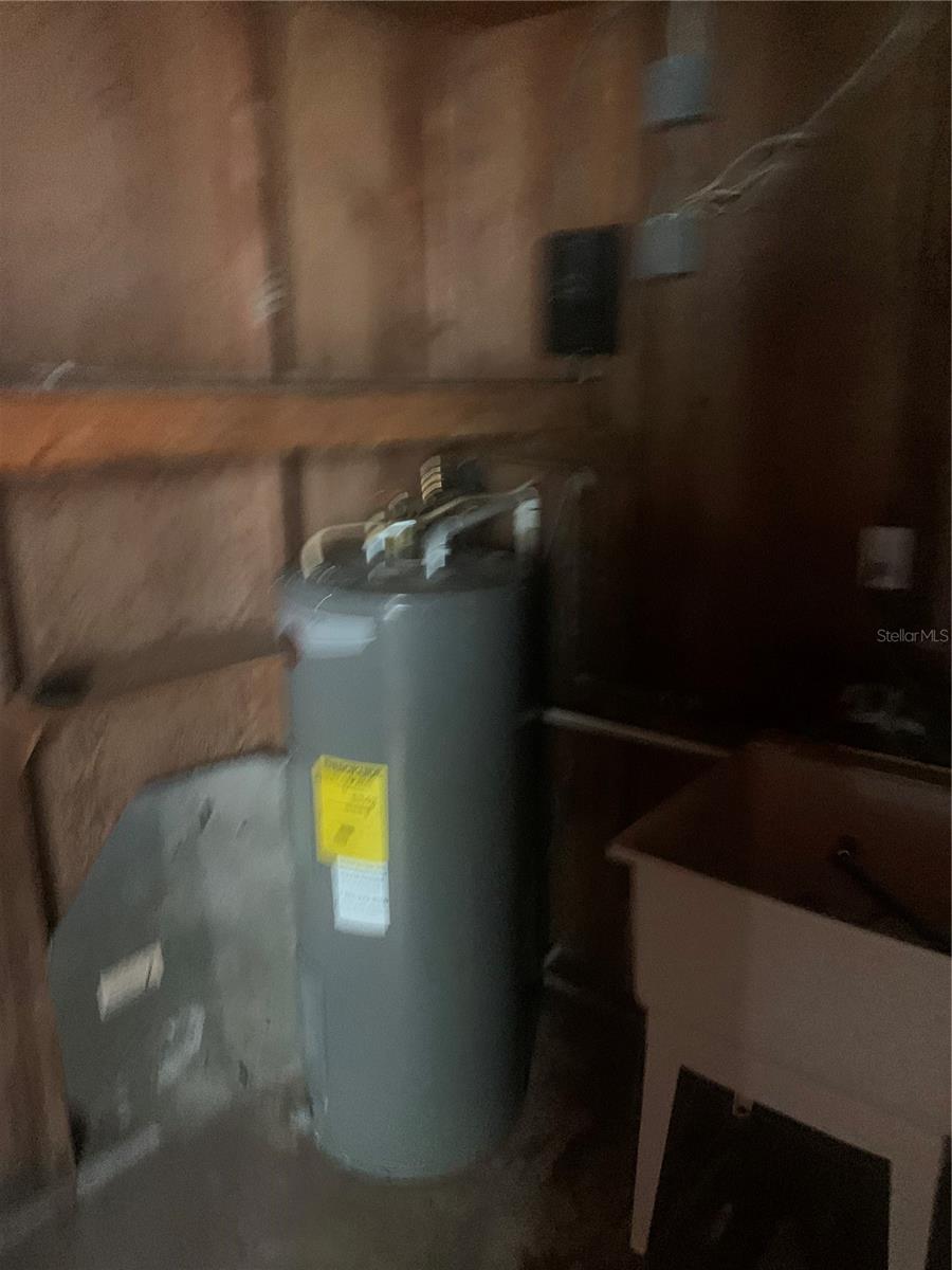 Image 16 of 23 For 8746 Herbison Avenue