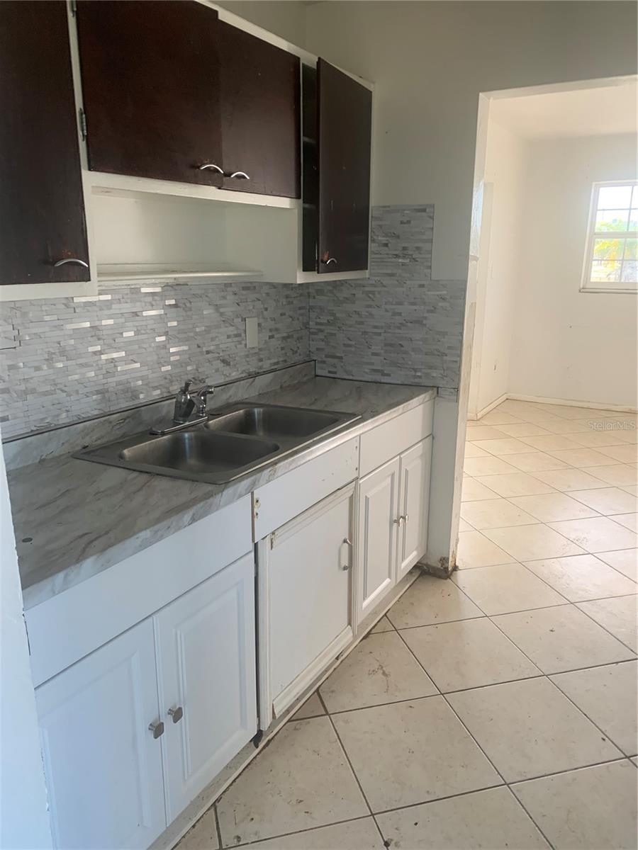 Image 22 of 23 For 8746 Herbison Avenue