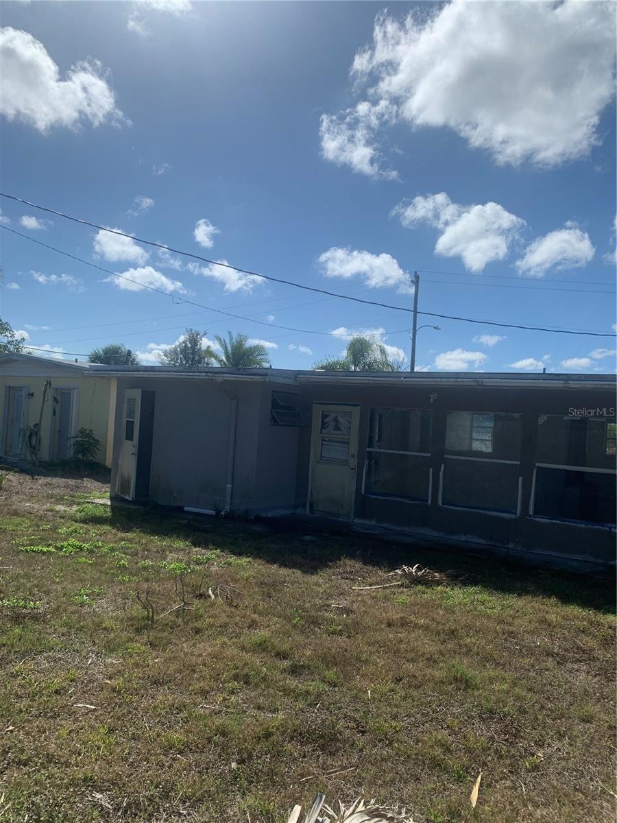 Image 4 of 23 For 8746 Herbison Avenue