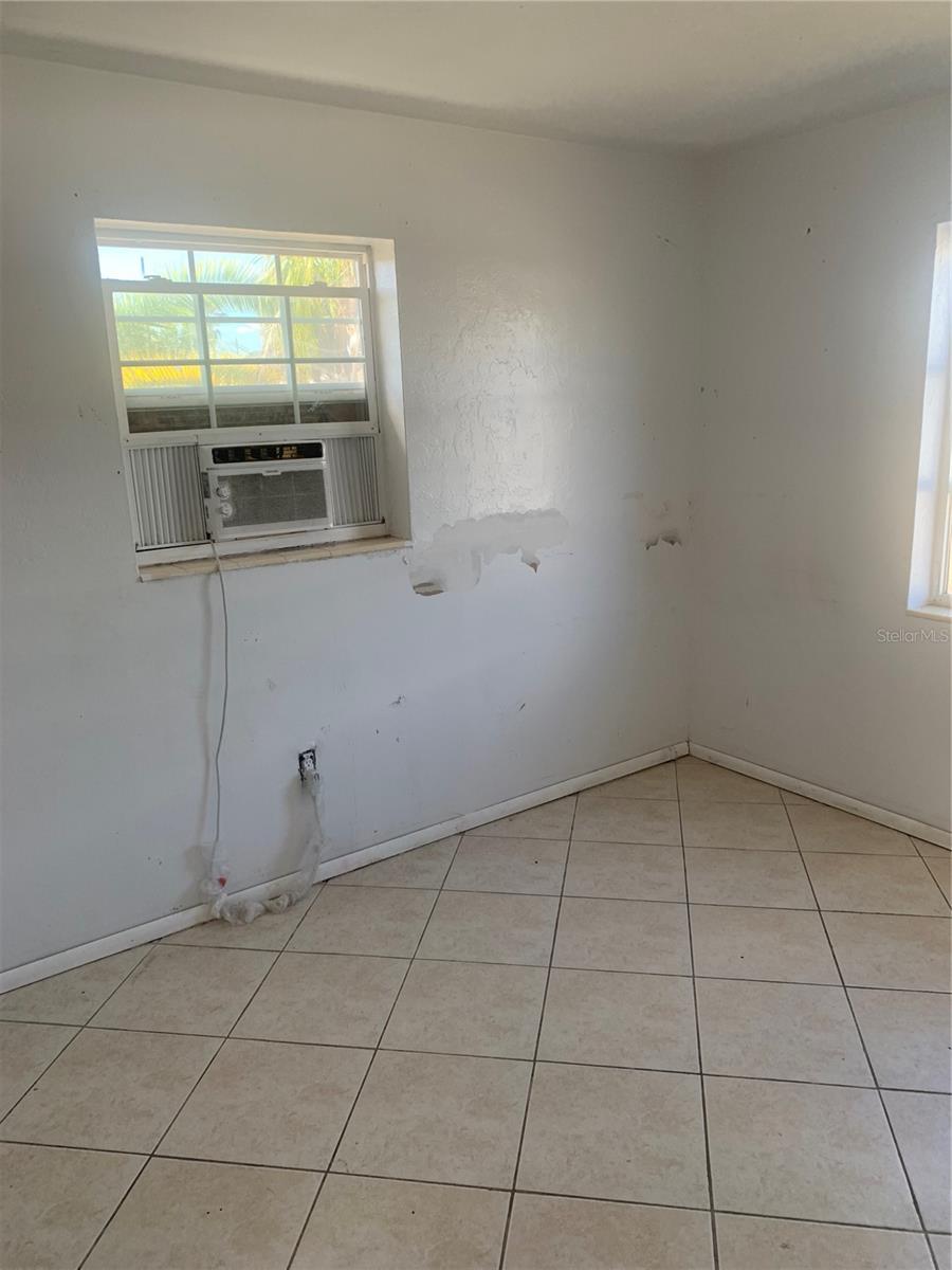 Image 7 of 23 For 8746 Herbison Avenue