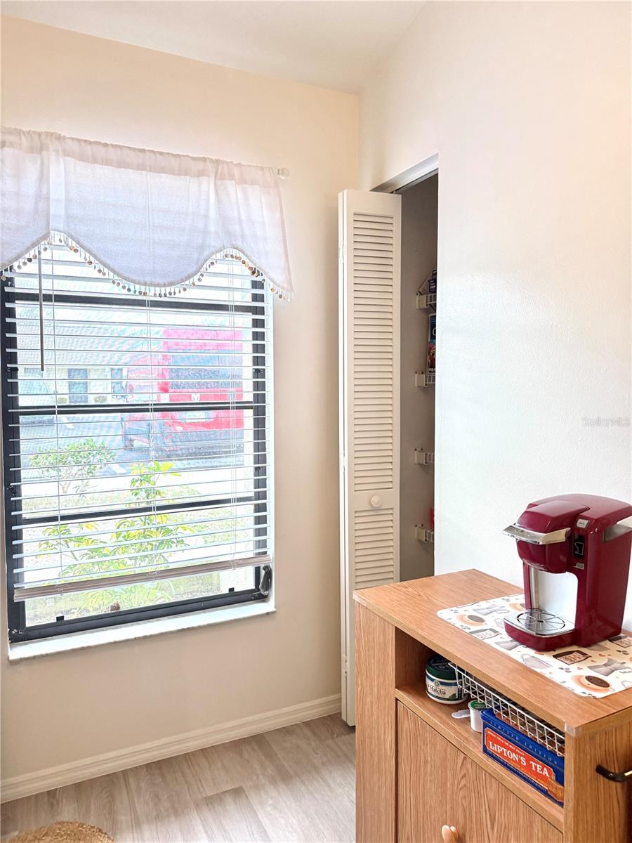 Image 12 of 34 For 26267 Northern Cross Road 1a