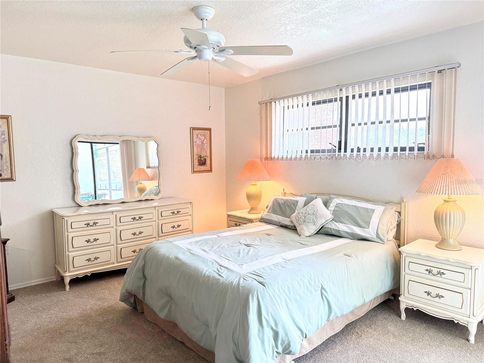 Image 14 of 34 For 26267 Northern Cross Road 1a