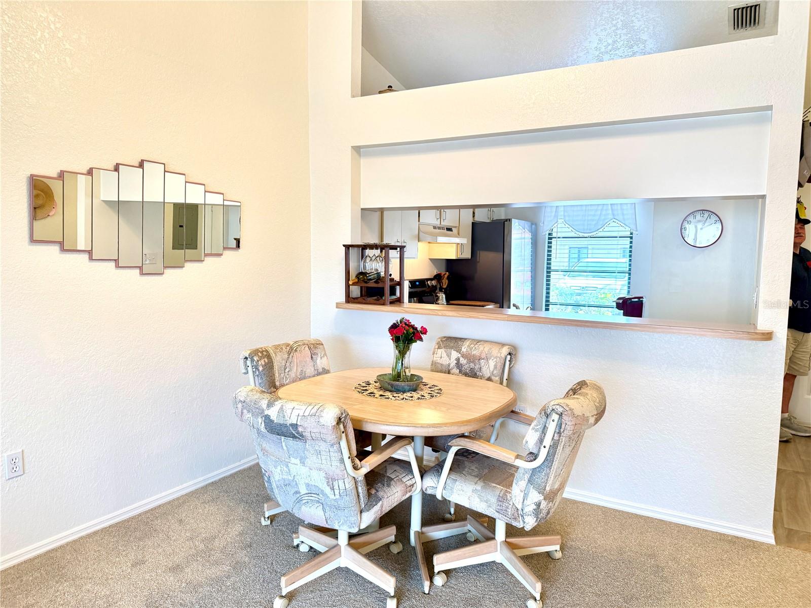 Image 7 of 34 For 26267 Northern Cross Road 1a