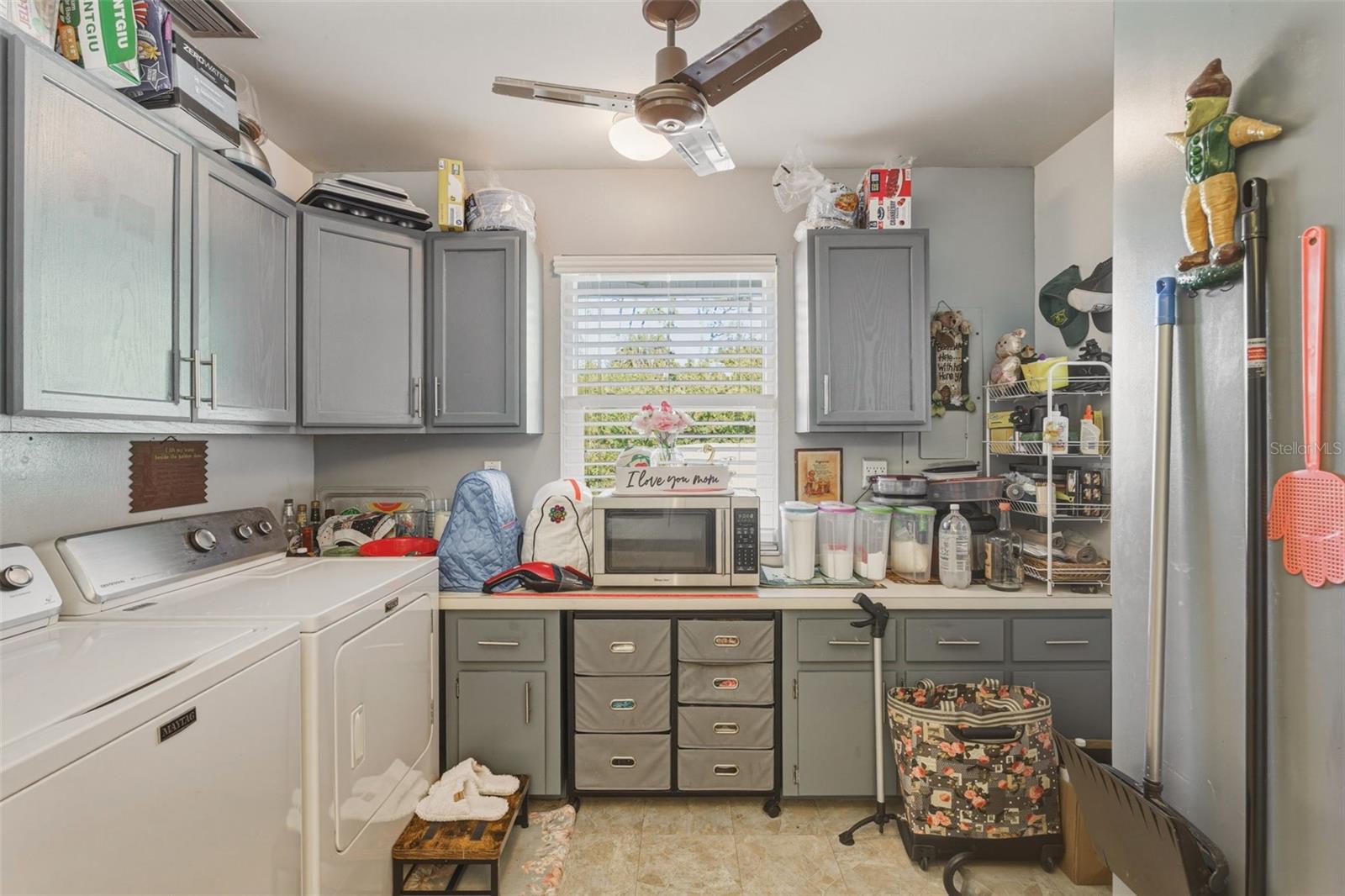 Image 11 of 24 For 643 Blue Lane Nw