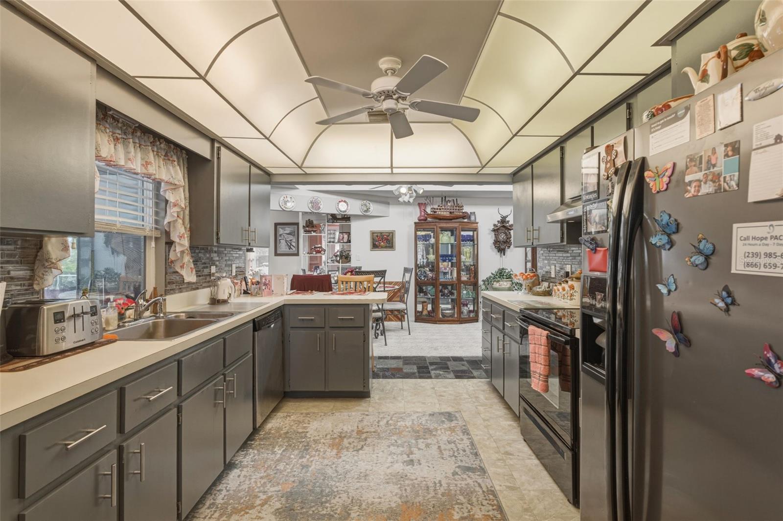 Image 12 of 24 For 643 Blue Lane Nw