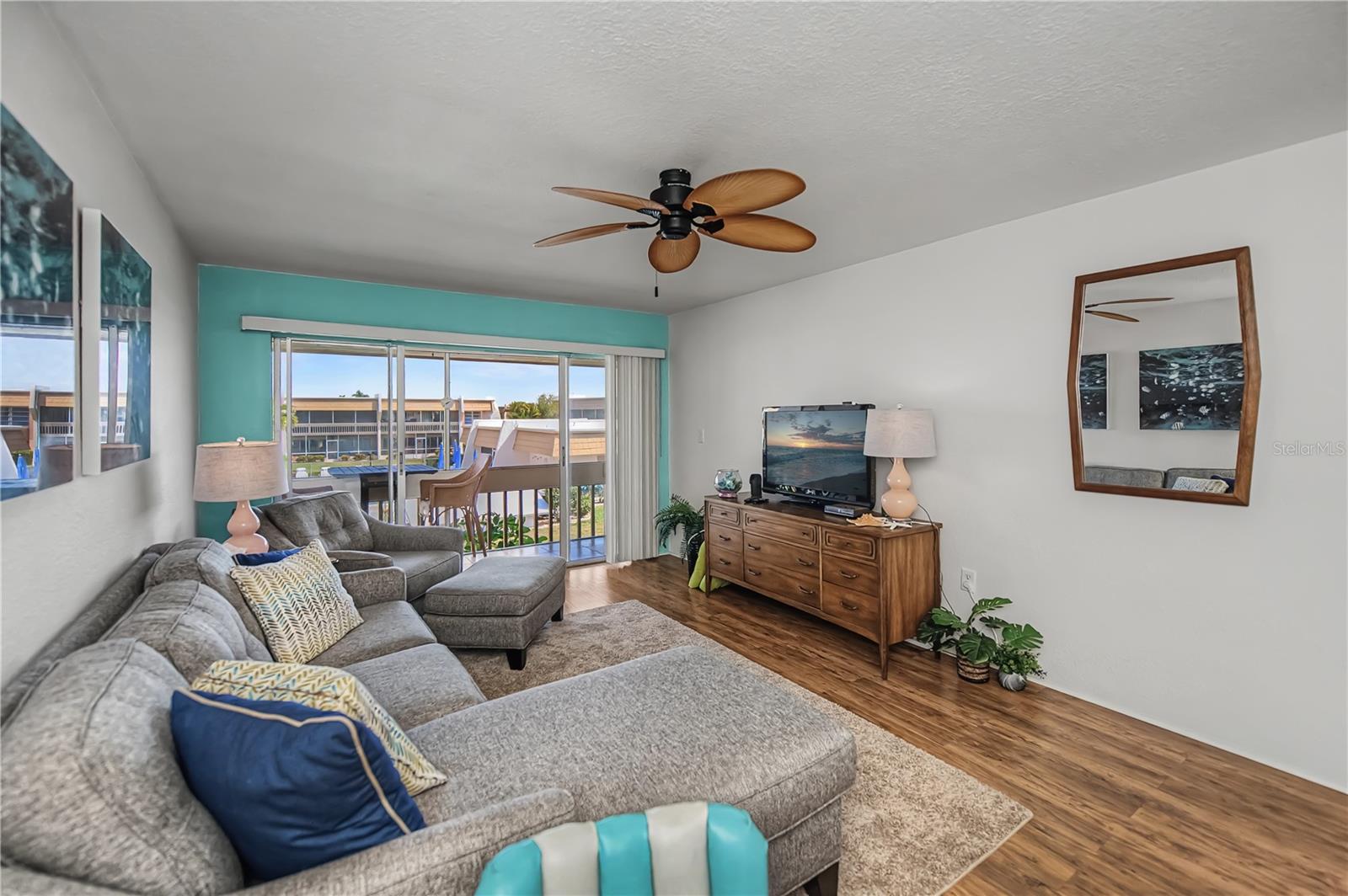 Image 10 of 42 For 1080 Bal Harbor Boulevard 10c