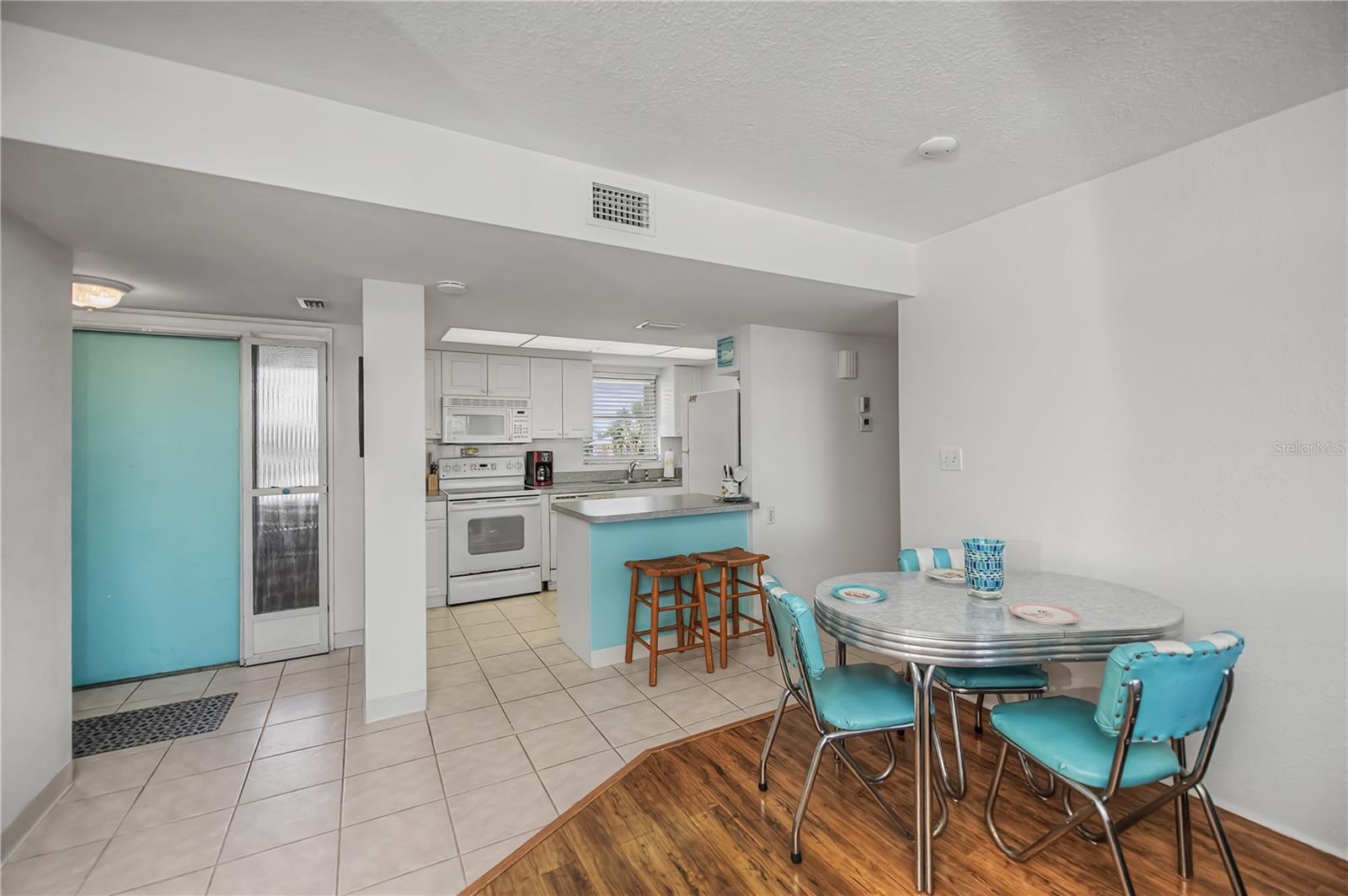 Image 14 of 42 For 1080 Bal Harbor Boulevard 10c