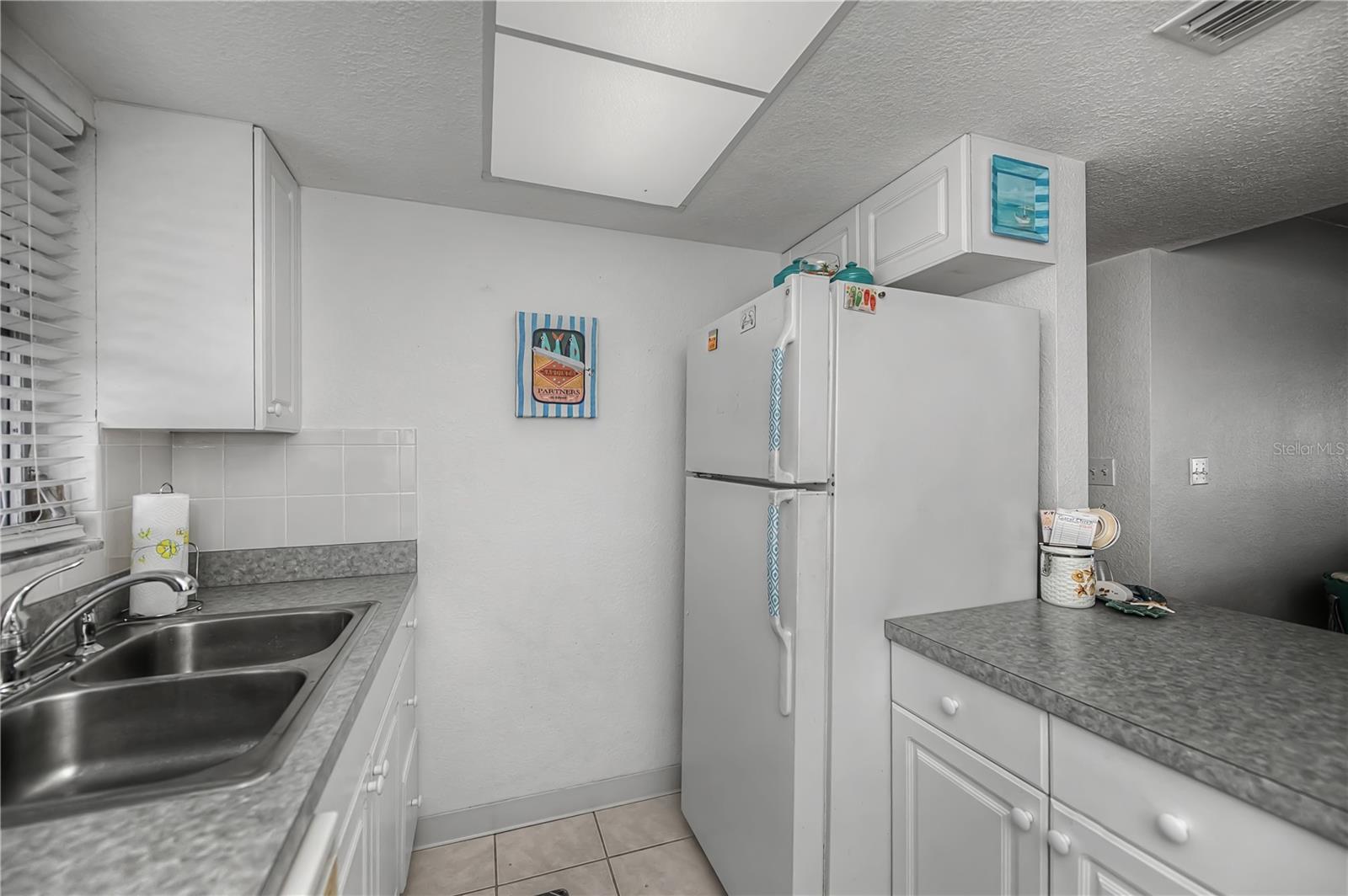 Image 17 of 42 For 1080 Bal Harbor Boulevard 10c