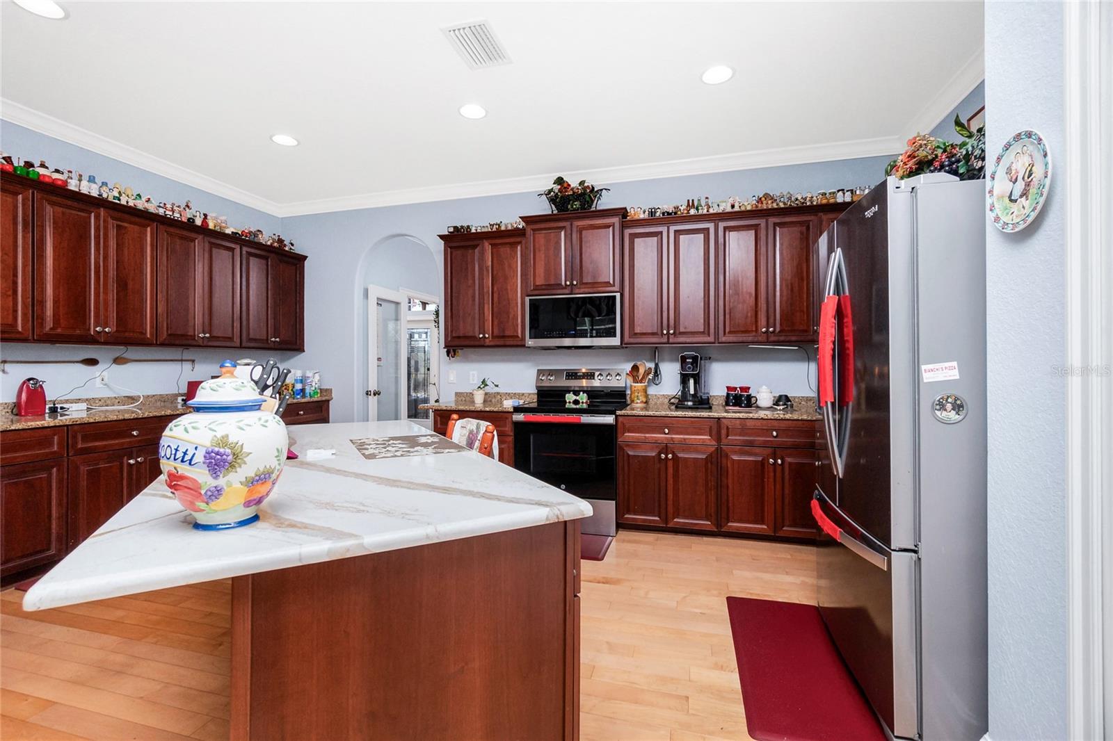 Image 15 of 85 For 2562 Danton Terrace