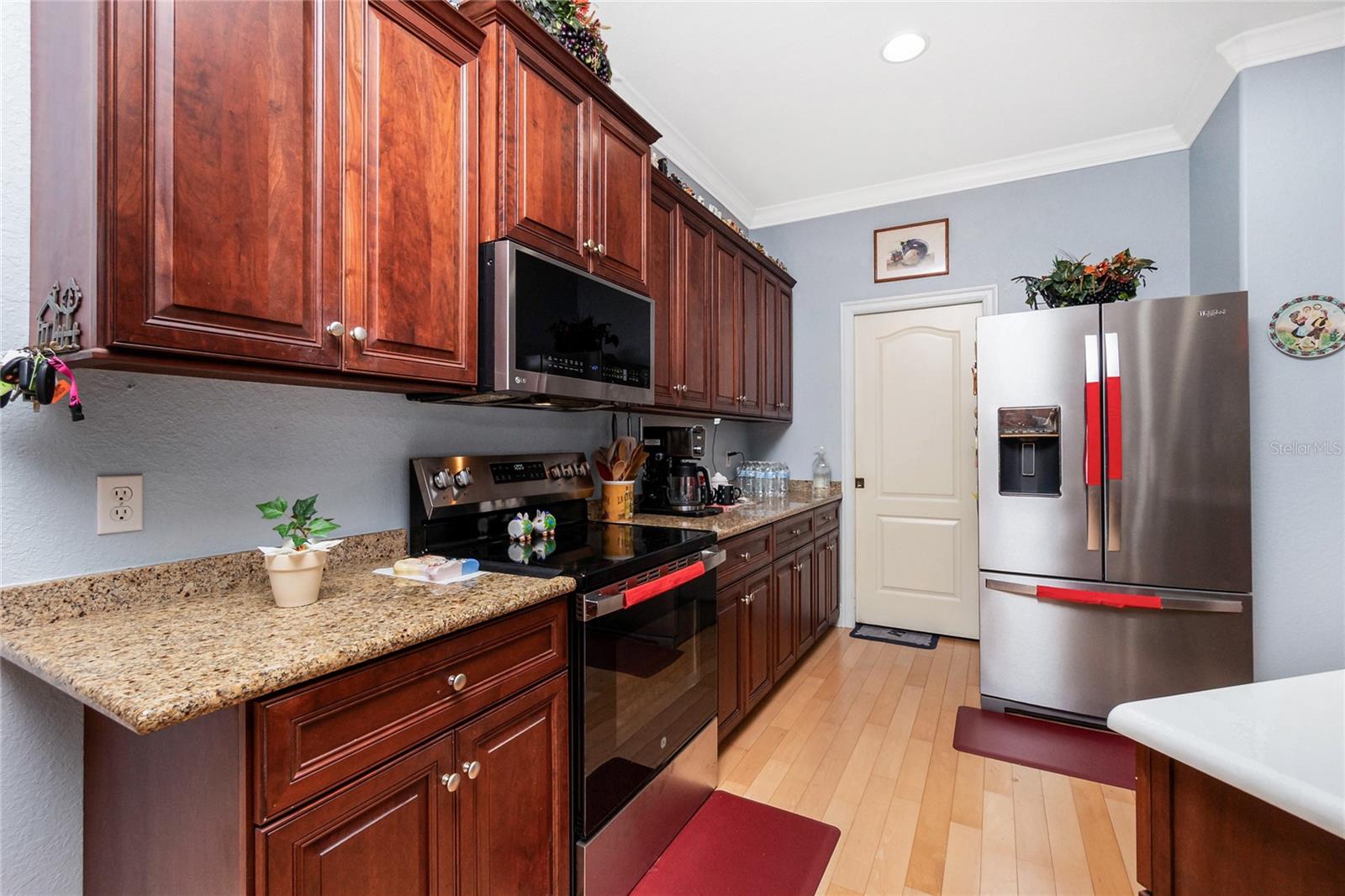 Image 16 of 85 For 2562 Danton Terrace