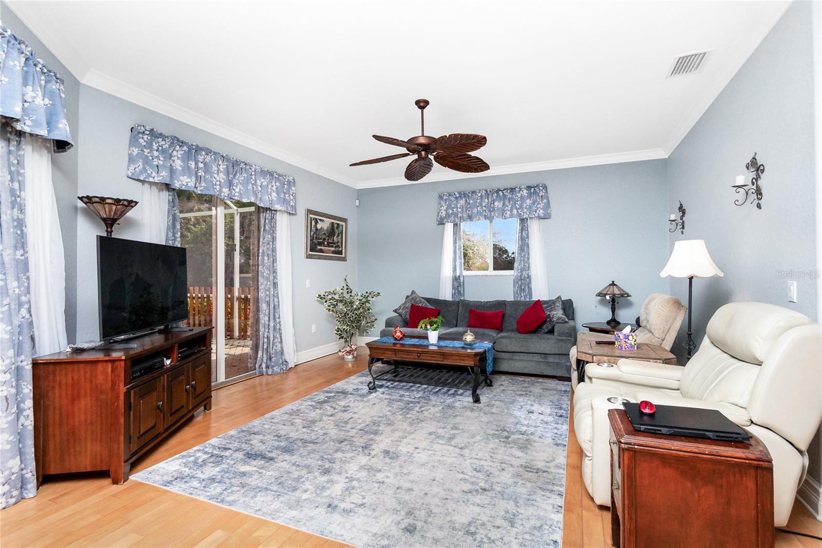 Image 22 of 85 For 2562 Danton Terrace