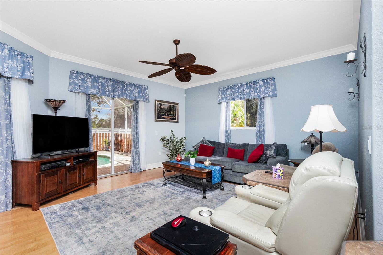 Image 25 of 85 For 2562 Danton Terrace