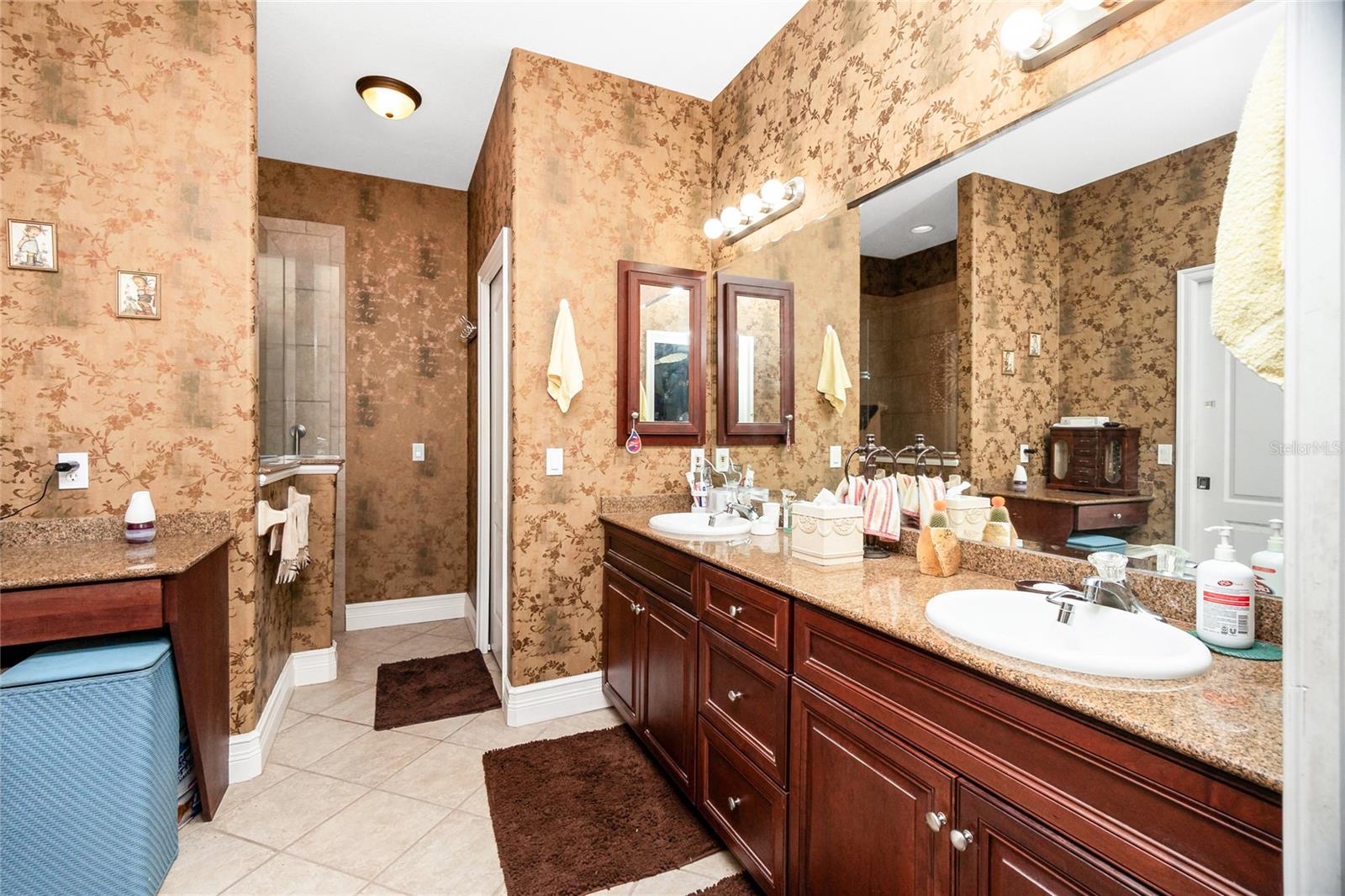 Image 33 of 85 For 2562 Danton Terrace