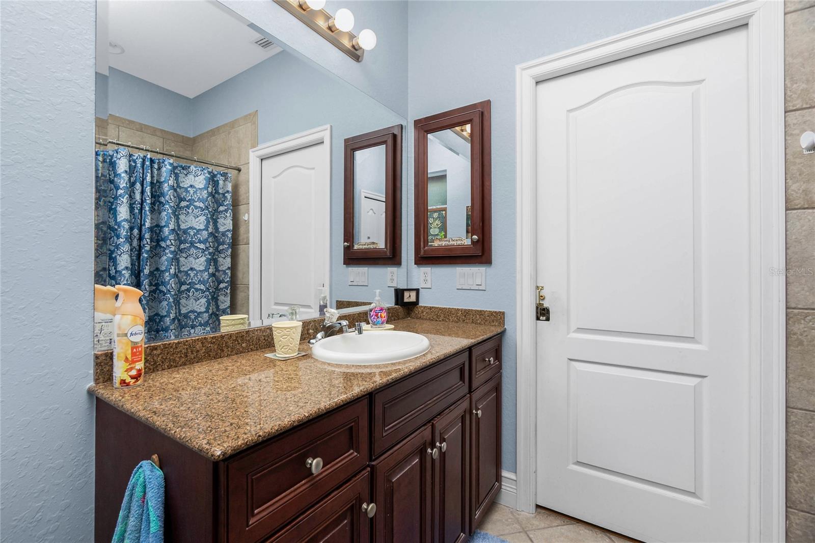 Image 42 of 85 For 2562 Danton Terrace