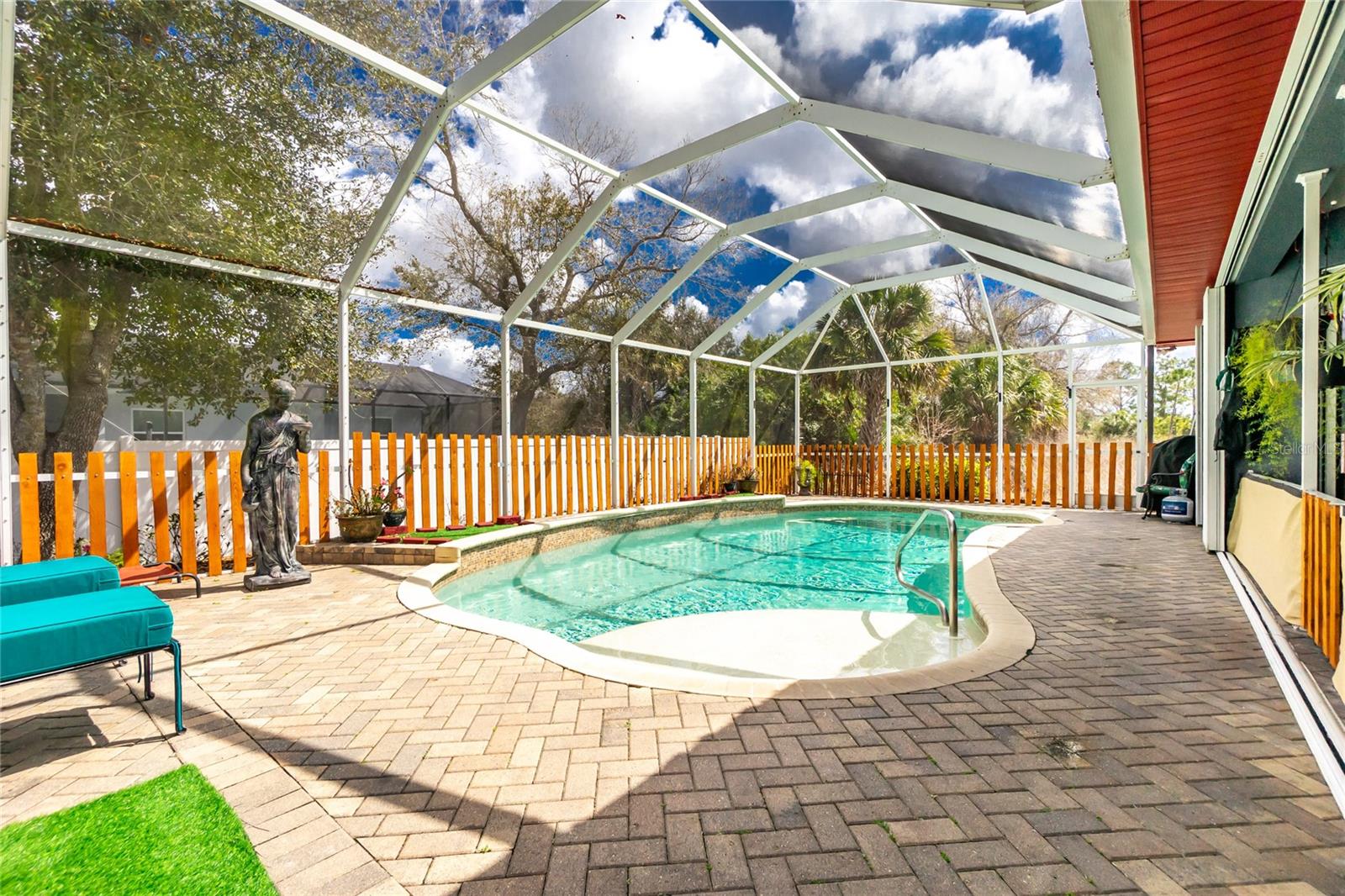 Image 52 of 85 For 2562 Danton Terrace