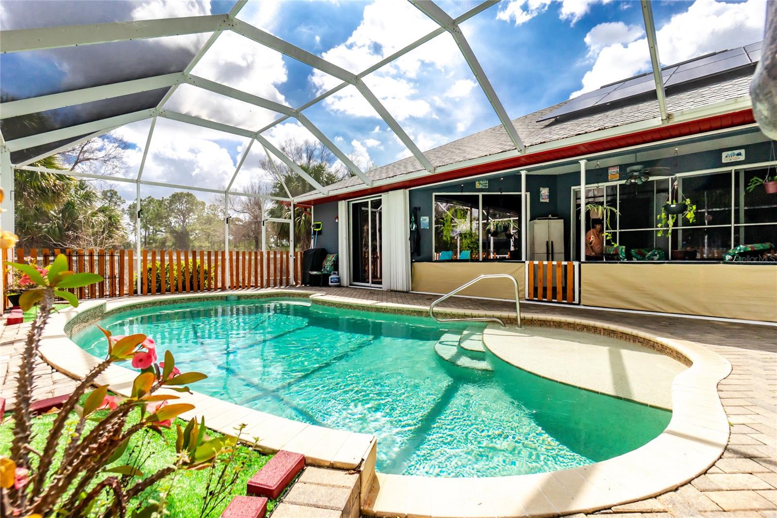 Image 53 of 85 For 2562 Danton Terrace