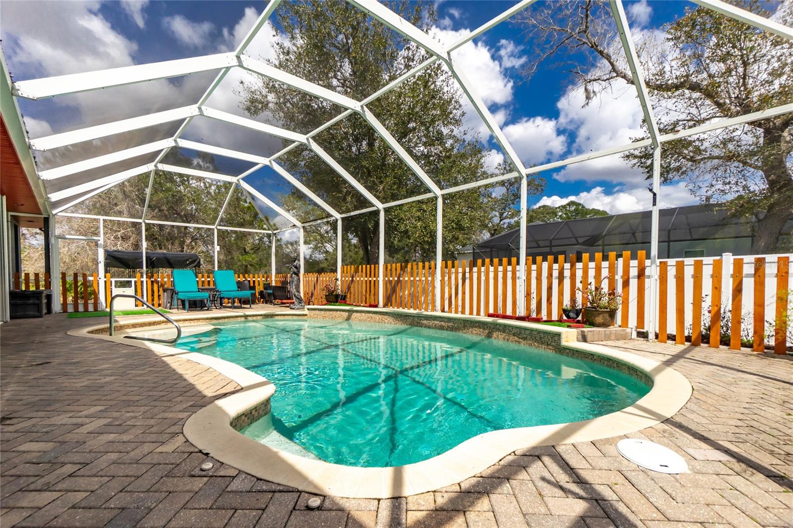 Image 54 of 85 For 2562 Danton Terrace