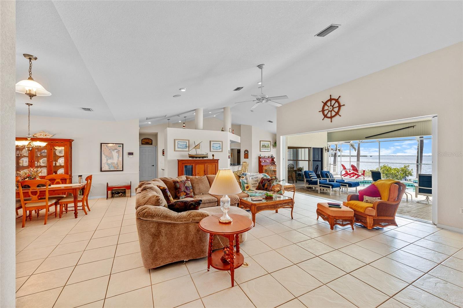 Image 7 of 38 For 4468 Harbor Boulevard