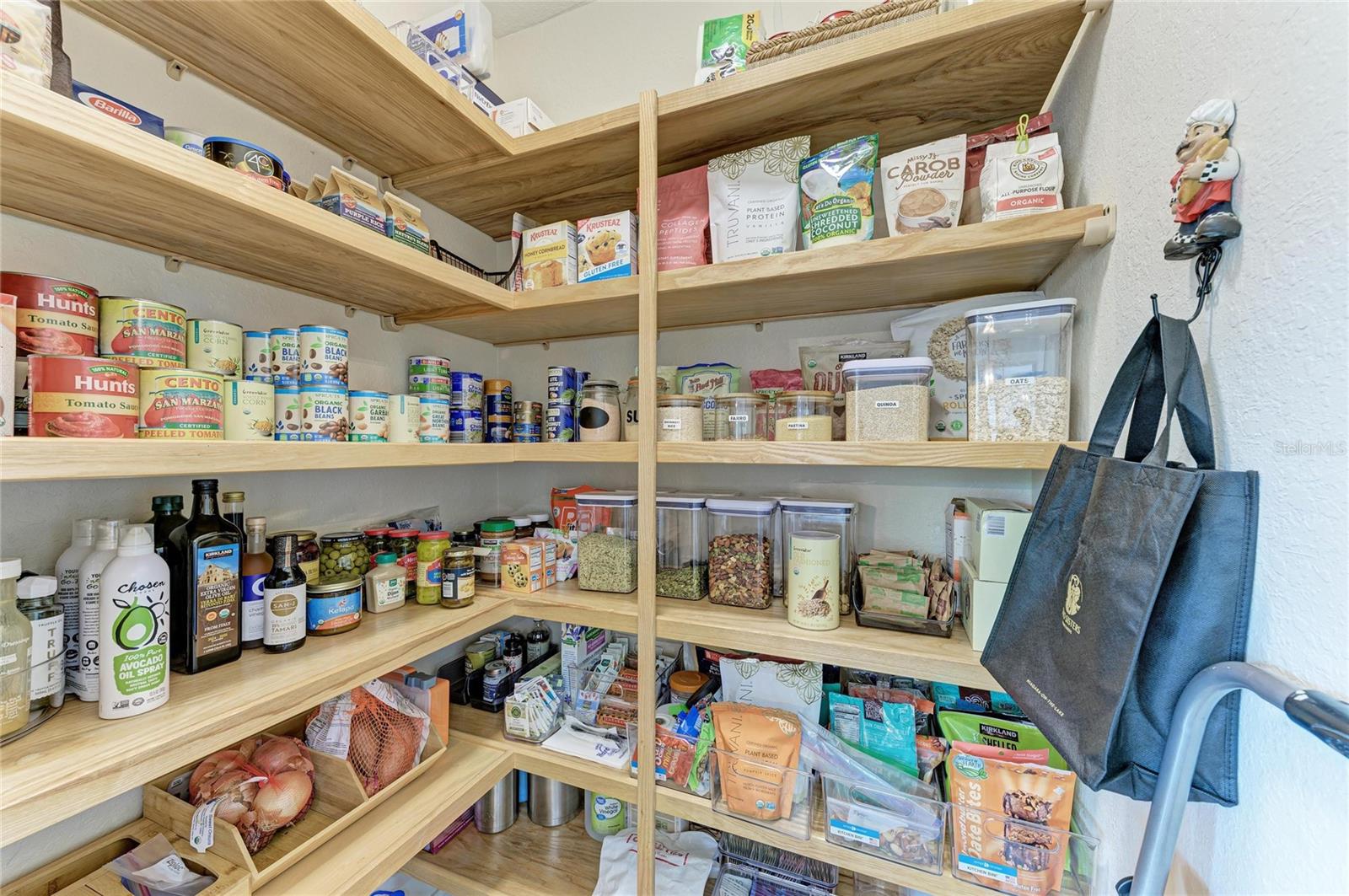 Image 26 of 72 For 5348 Palangos Drive