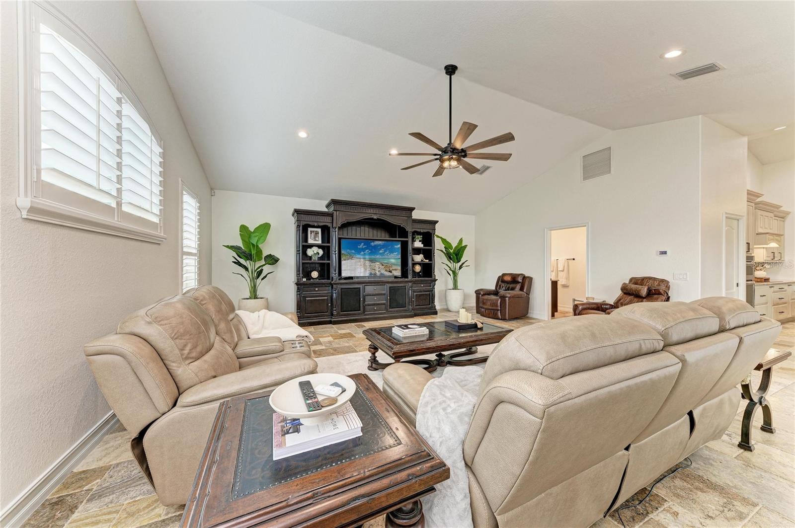 Image 31 of 72 For 5348 Palangos Drive