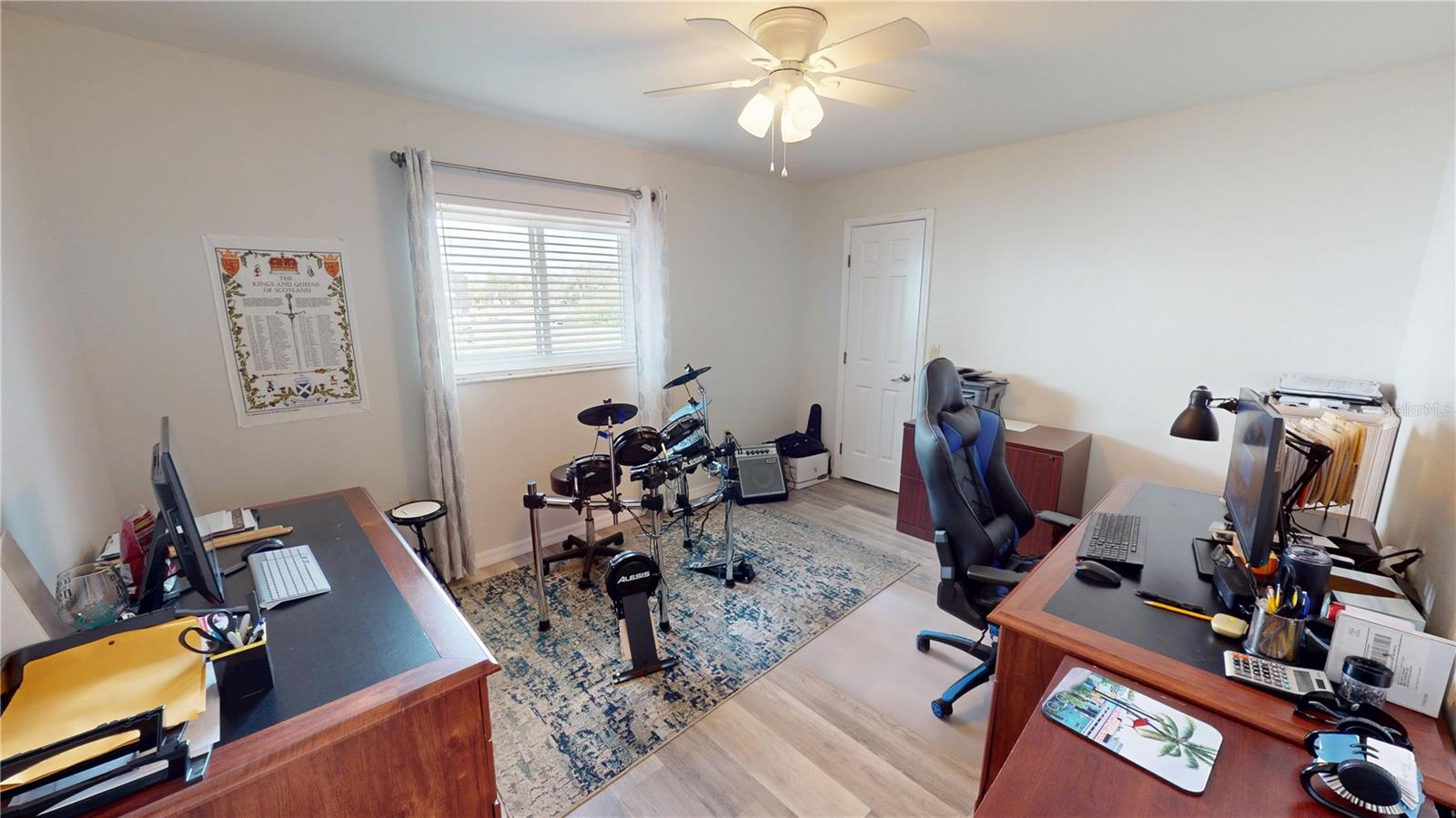 Image 20 of 43 For 216 Eppinger Drive