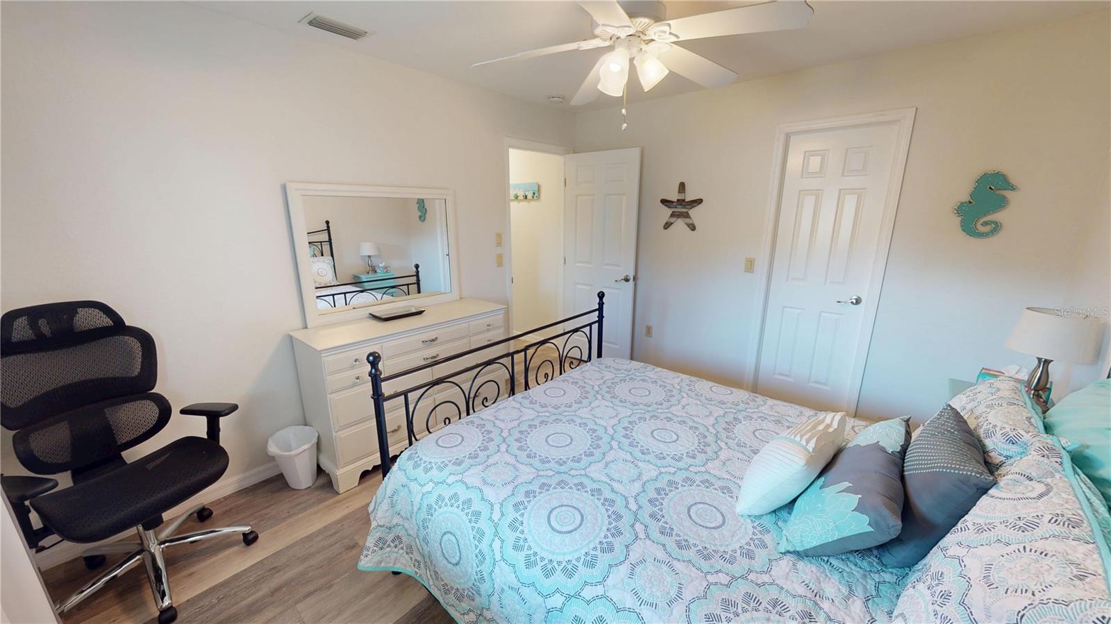 Image 26 of 43 For 216 Eppinger Drive