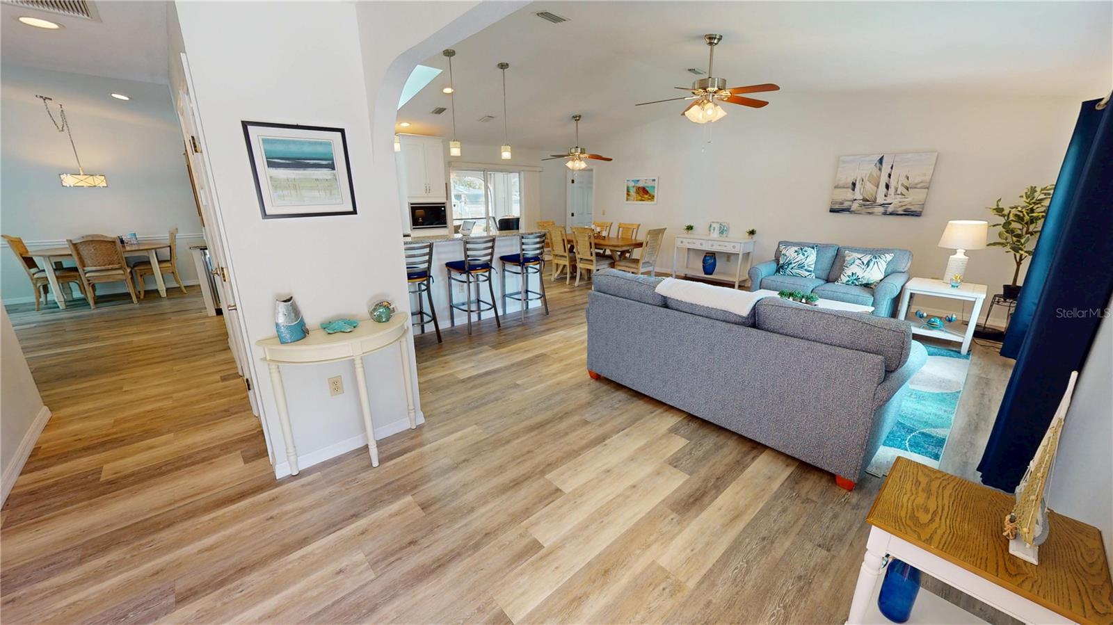 Image 5 of 43 For 216 Eppinger Drive