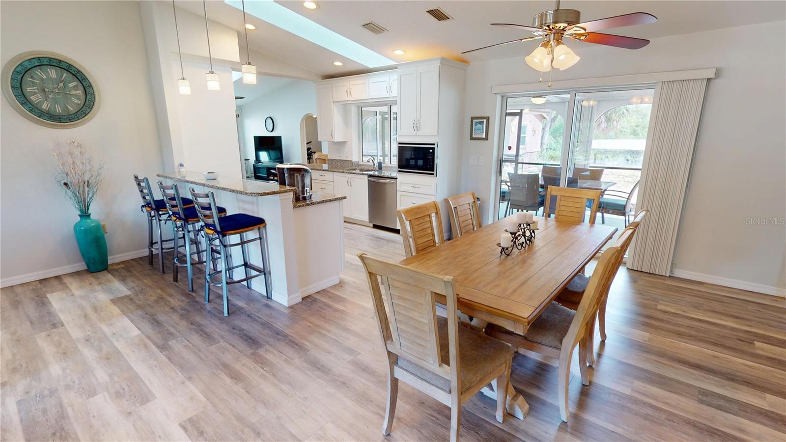 Image 9 of 43 For 216 Eppinger Drive