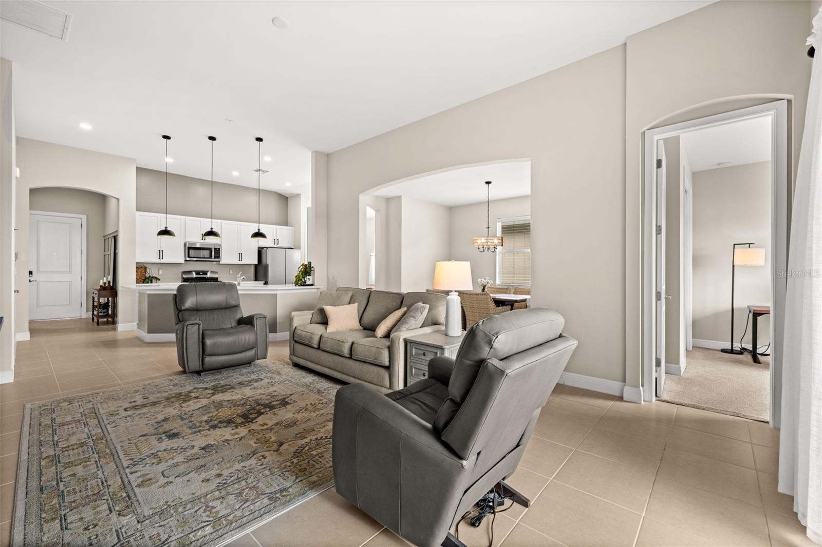 Image 14 of 57 For 15927 Mulrion Boulevard