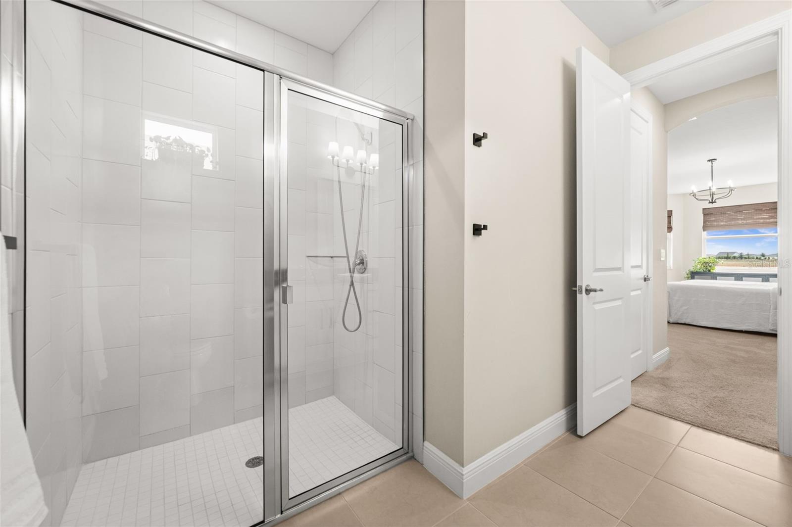 Image 18 of 57 For 15927 Mulrion Boulevard