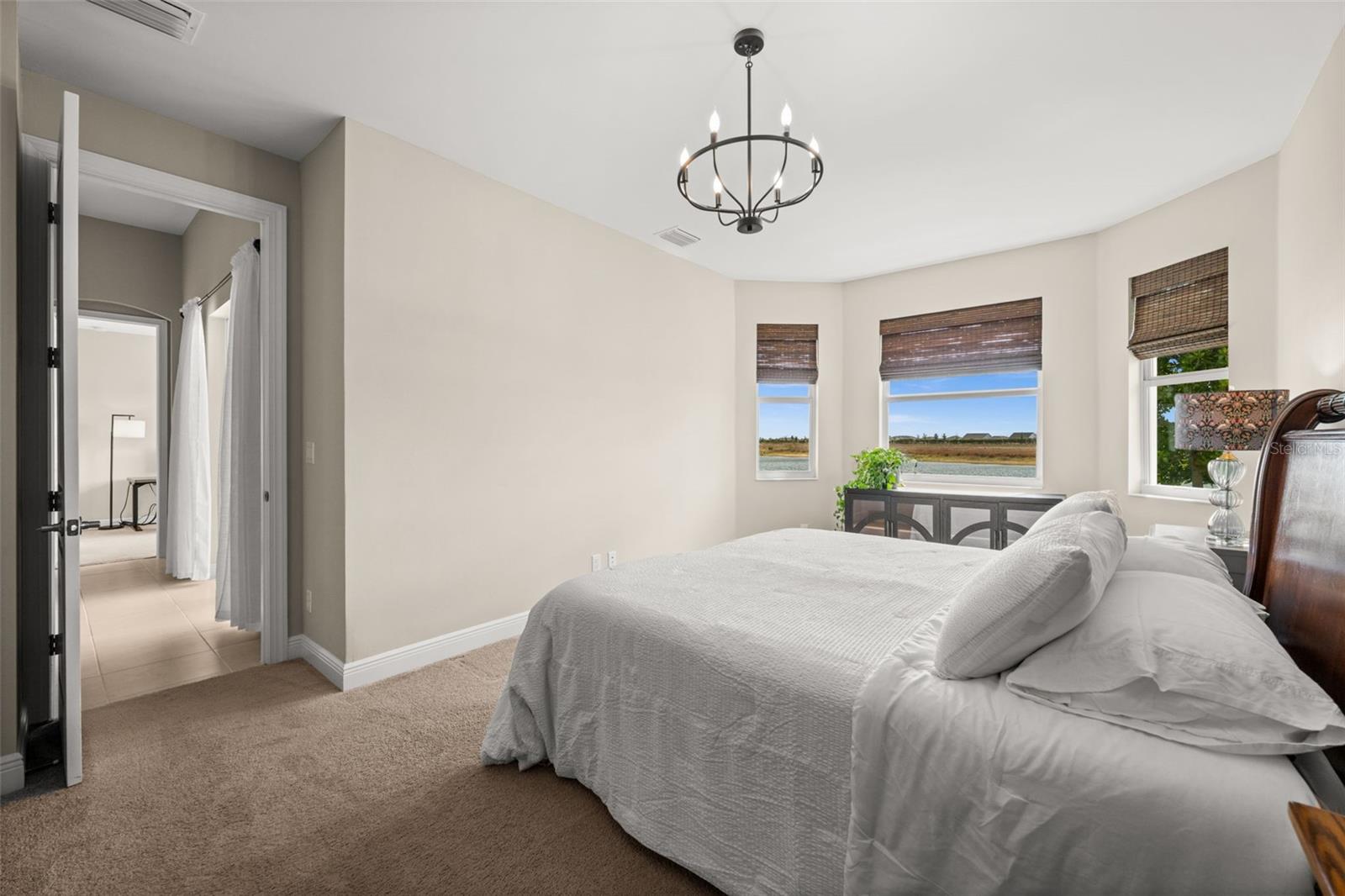 Image 22 of 57 For 15927 Mulrion Boulevard