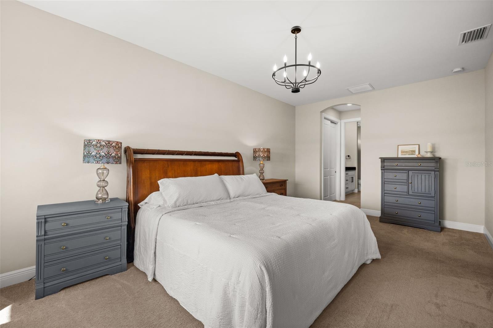 Image 24 of 57 For 15927 Mulrion Boulevard