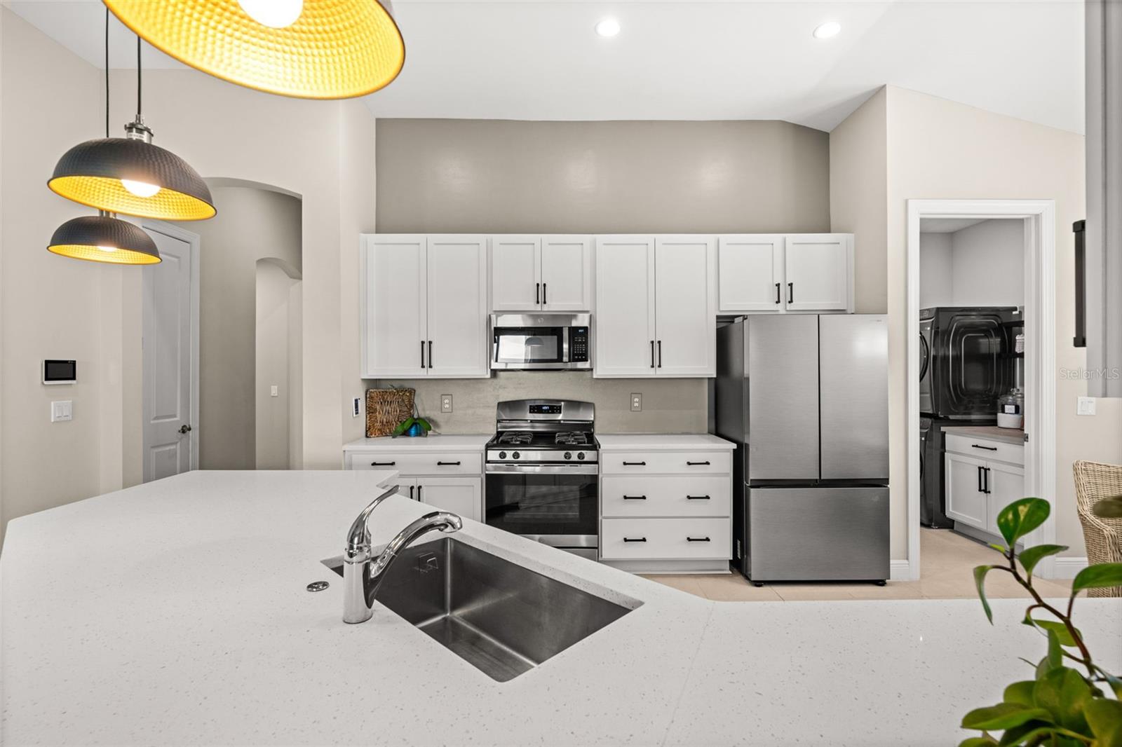 Image 7 of 57 For 15927 Mulrion Boulevard