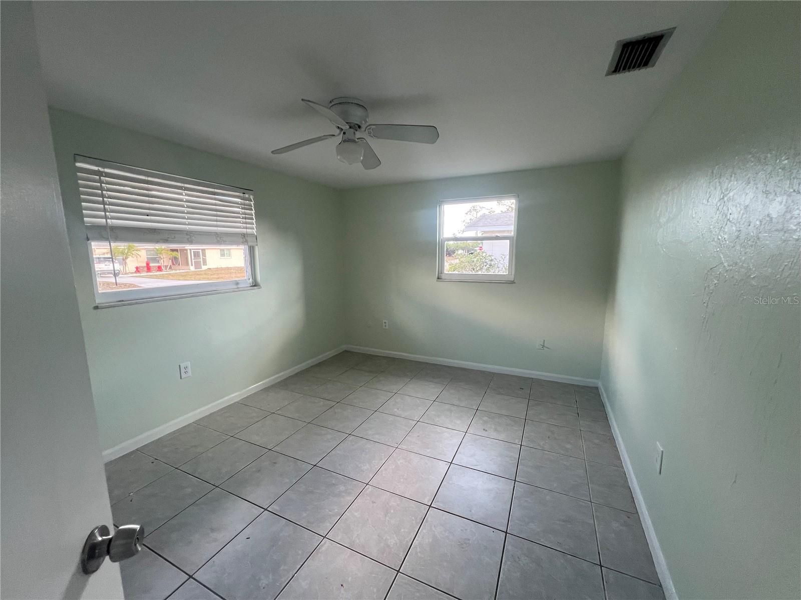 Image 6 of 10 For 394 Ferris Drive Nw