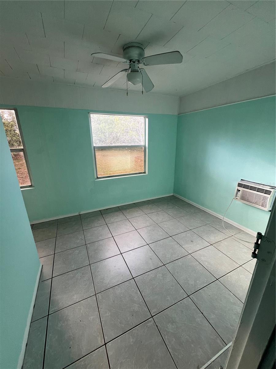 Image 8 of 10 For 394 Ferris Drive Nw