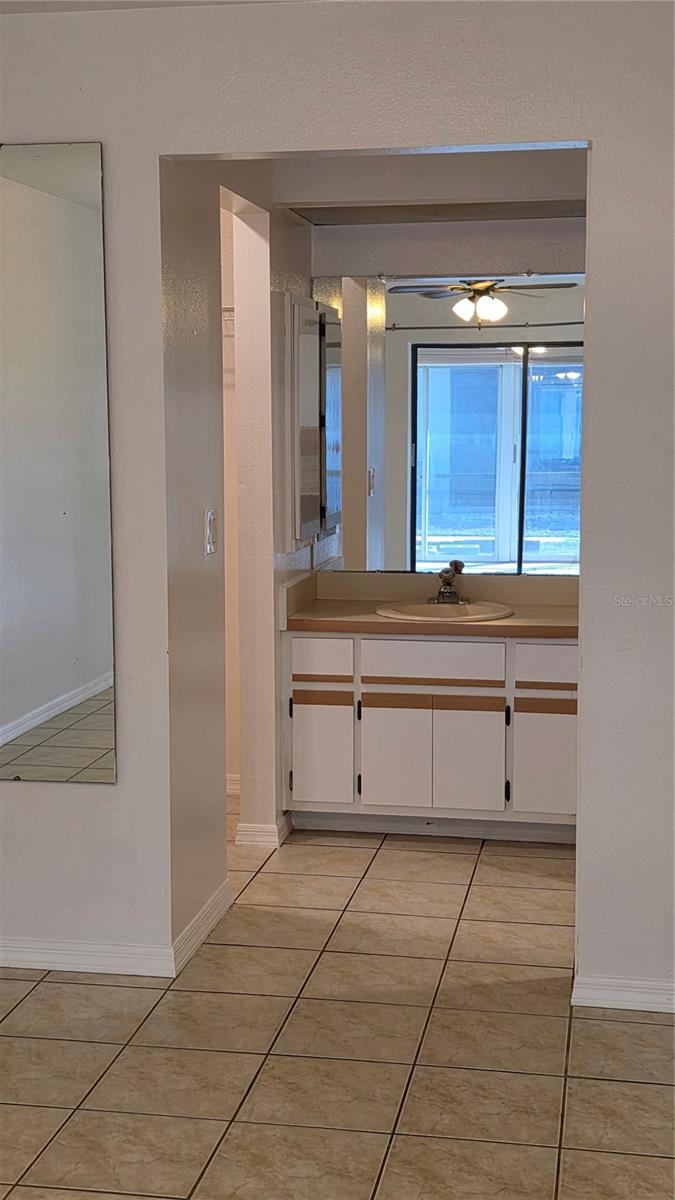 Image 12 of 26 For 24540 Harborview Road C1